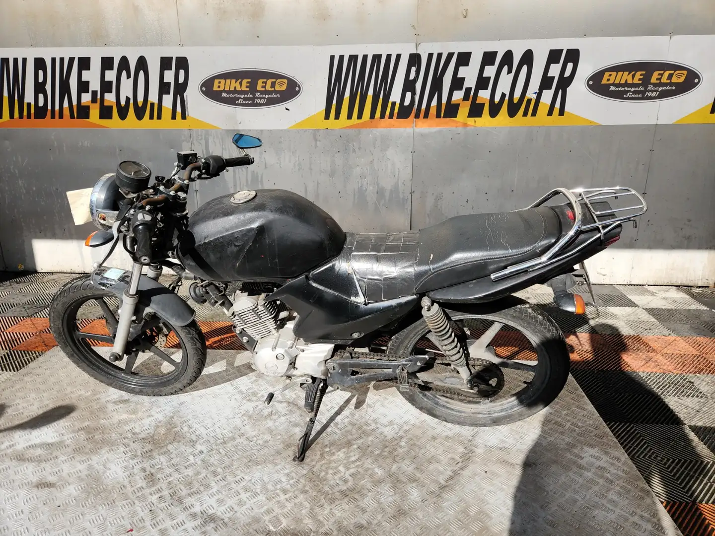 Yamaha YBR 125 Noir - 2