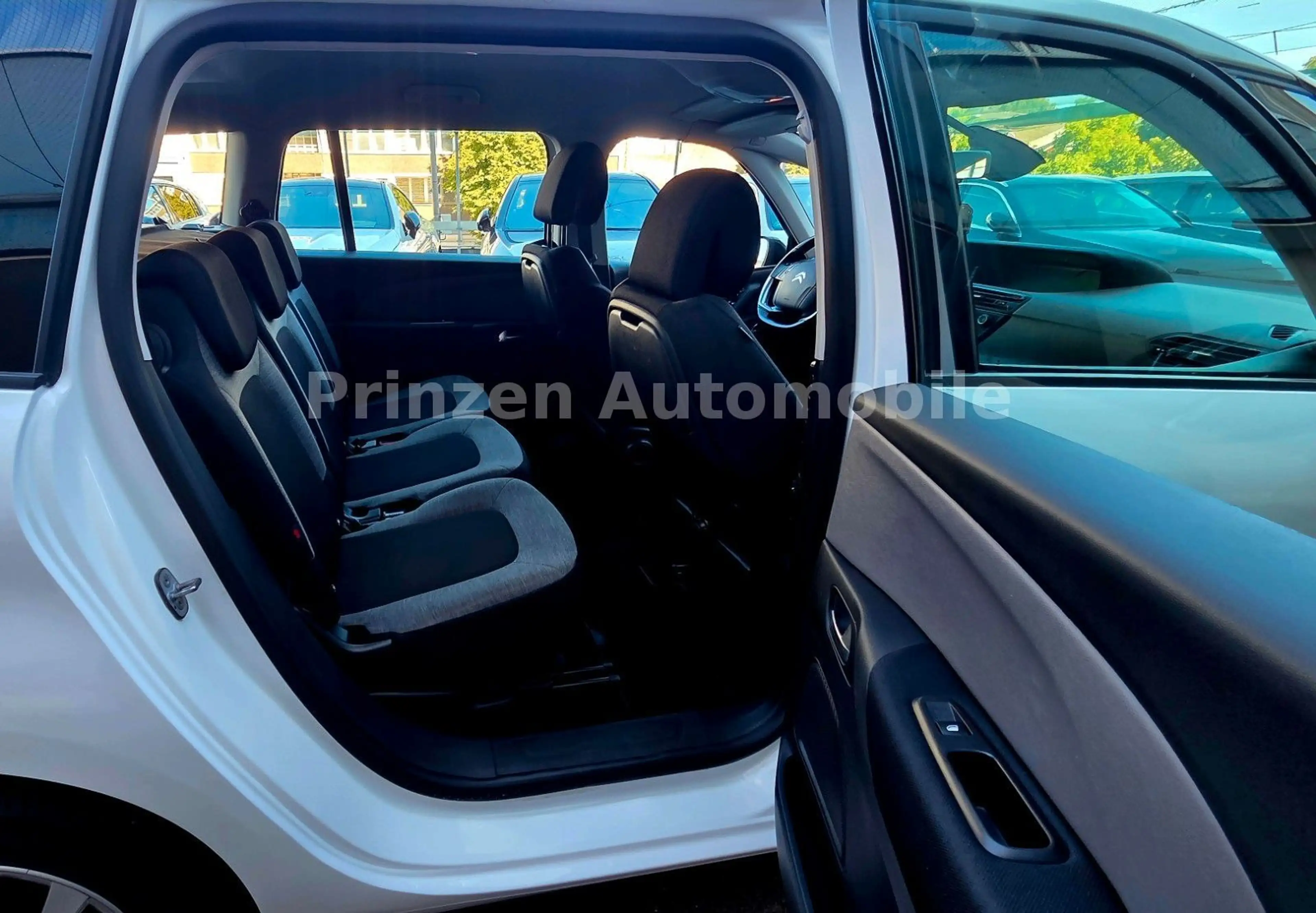 Citroen Grand C4 Picasso /Space 1,2 Live Pack/Pure/7 SItz — photo 14