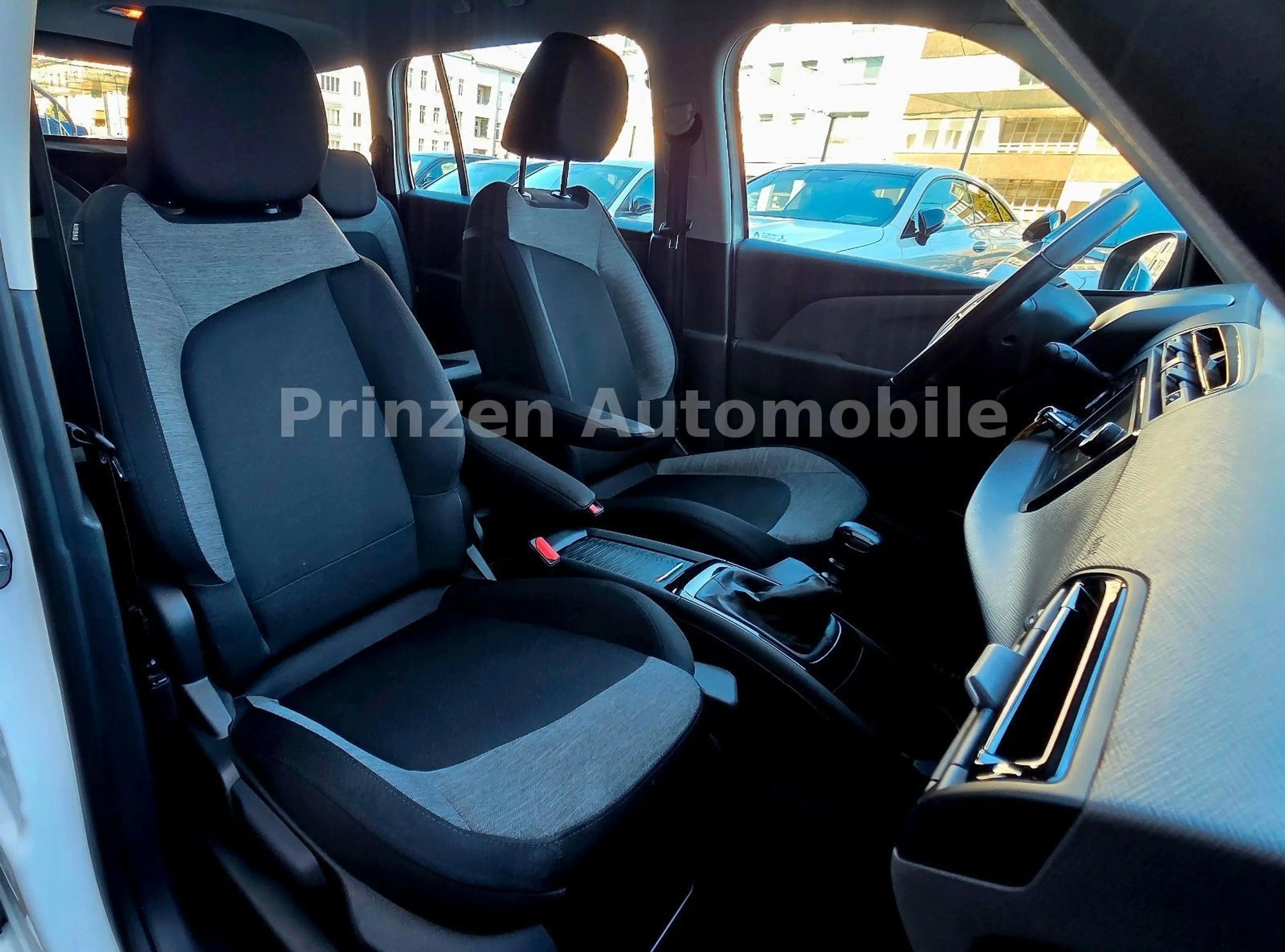 Citroen Grand C4 Picasso /Space 1,2 Live Pack/Pure/7 SItz — photo 12