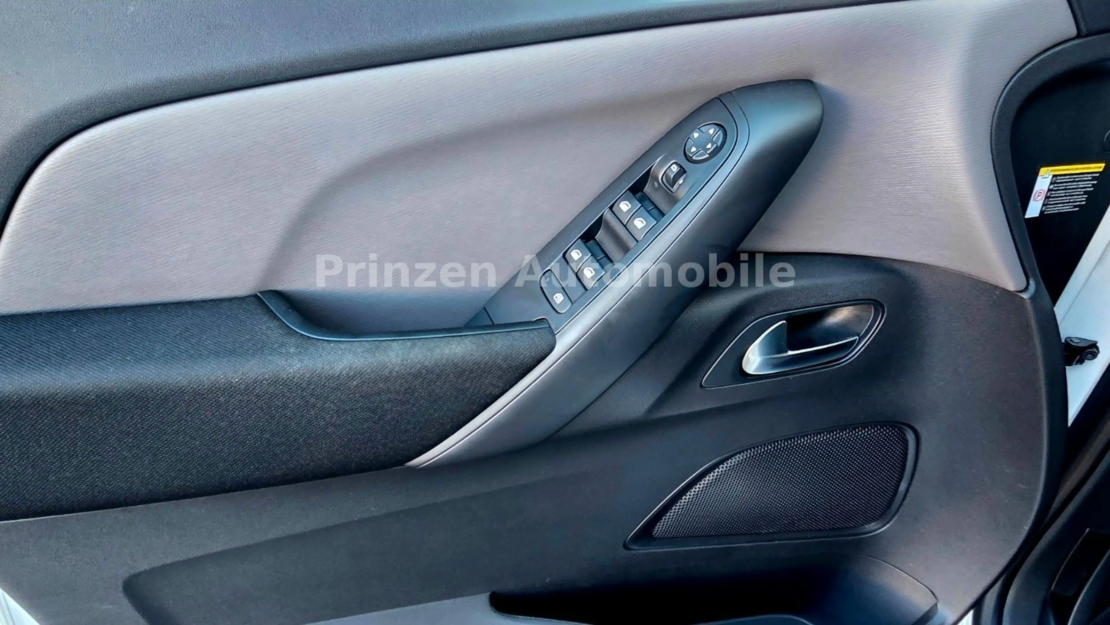 Citroen Grand C4 Picasso /Space 1,2 Live Pack/Pure/7 SItz — photo 13