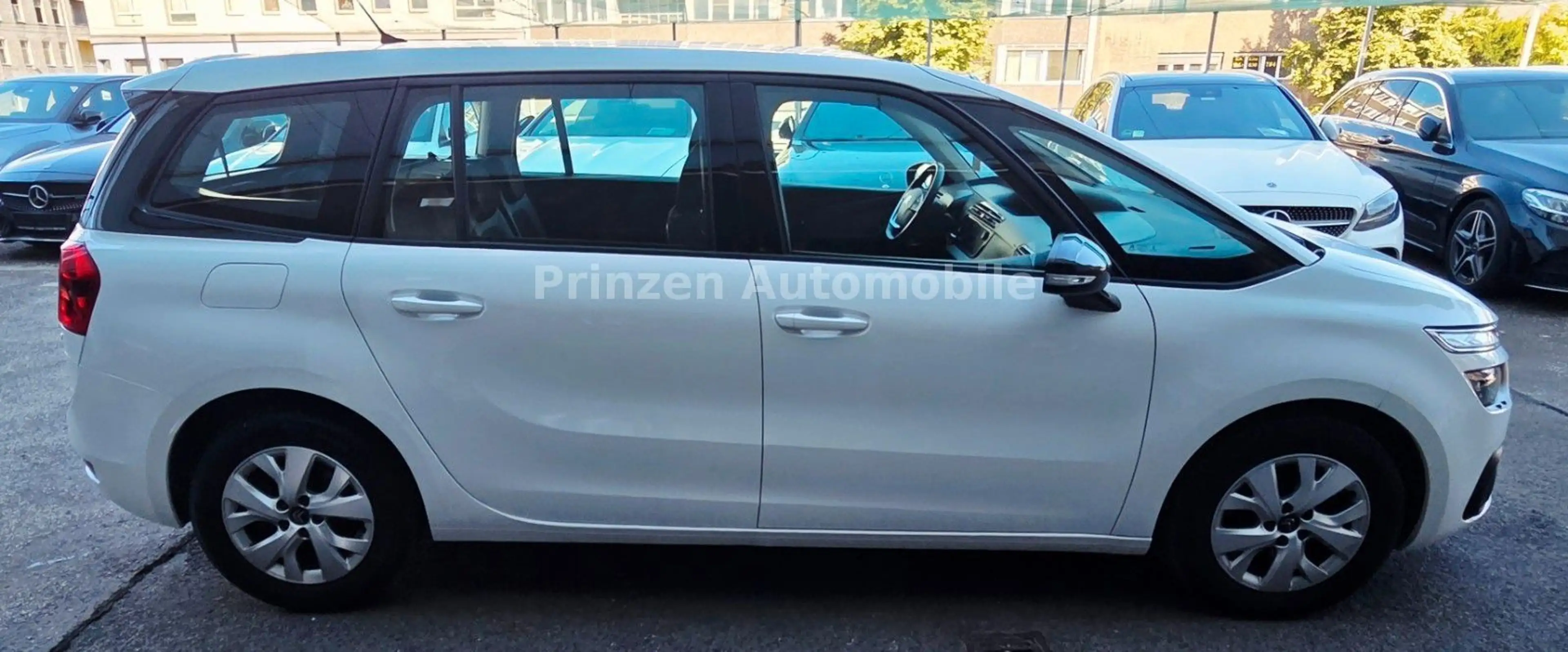 Citroen Grand C4 Picasso /Space 1,2 Live Pack/Pure/7 SItz — photo 2
