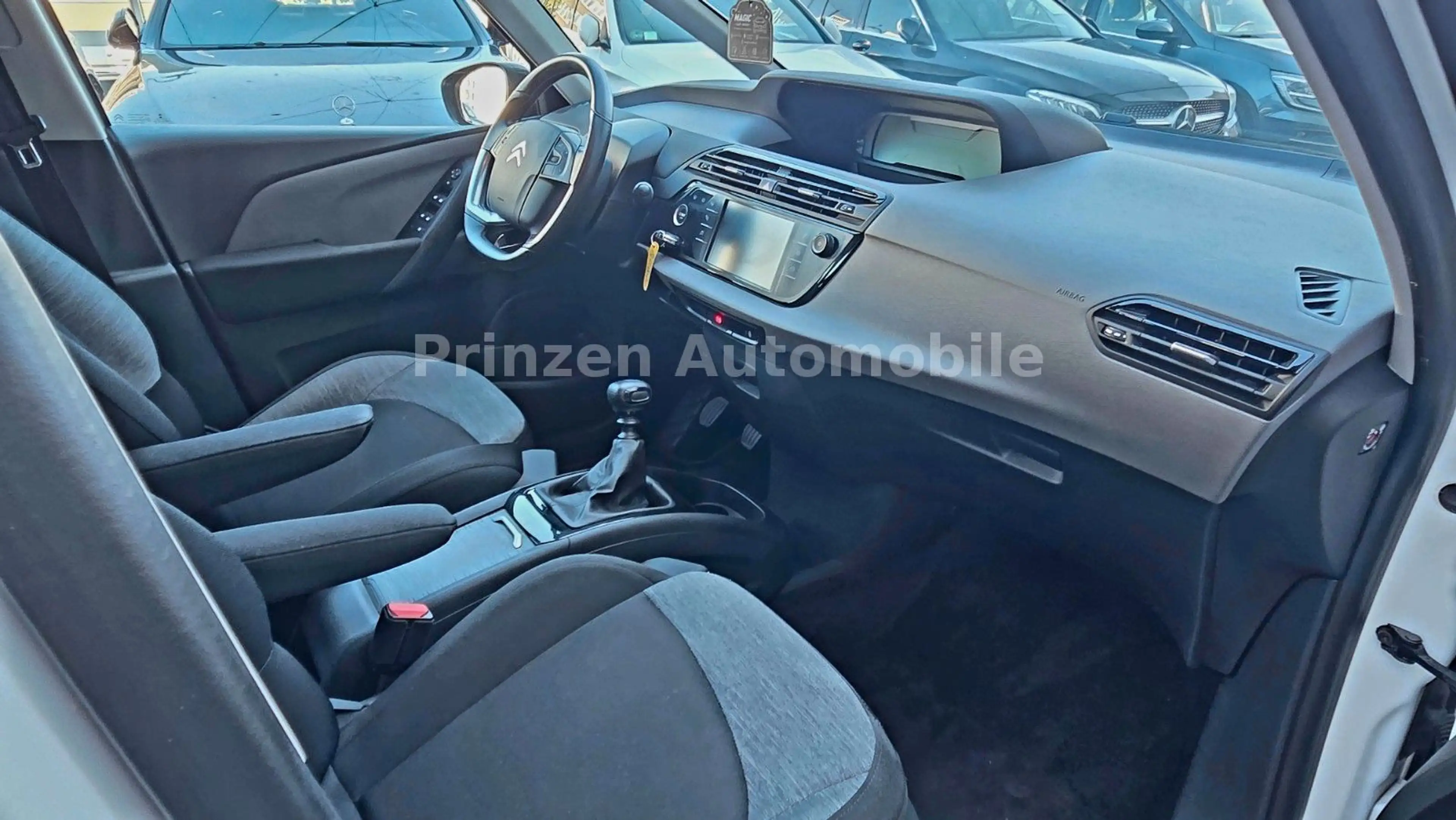 Citroen Grand C4 Picasso /Space 1,2 Live Pack/Pure/7 SItz — photo 11