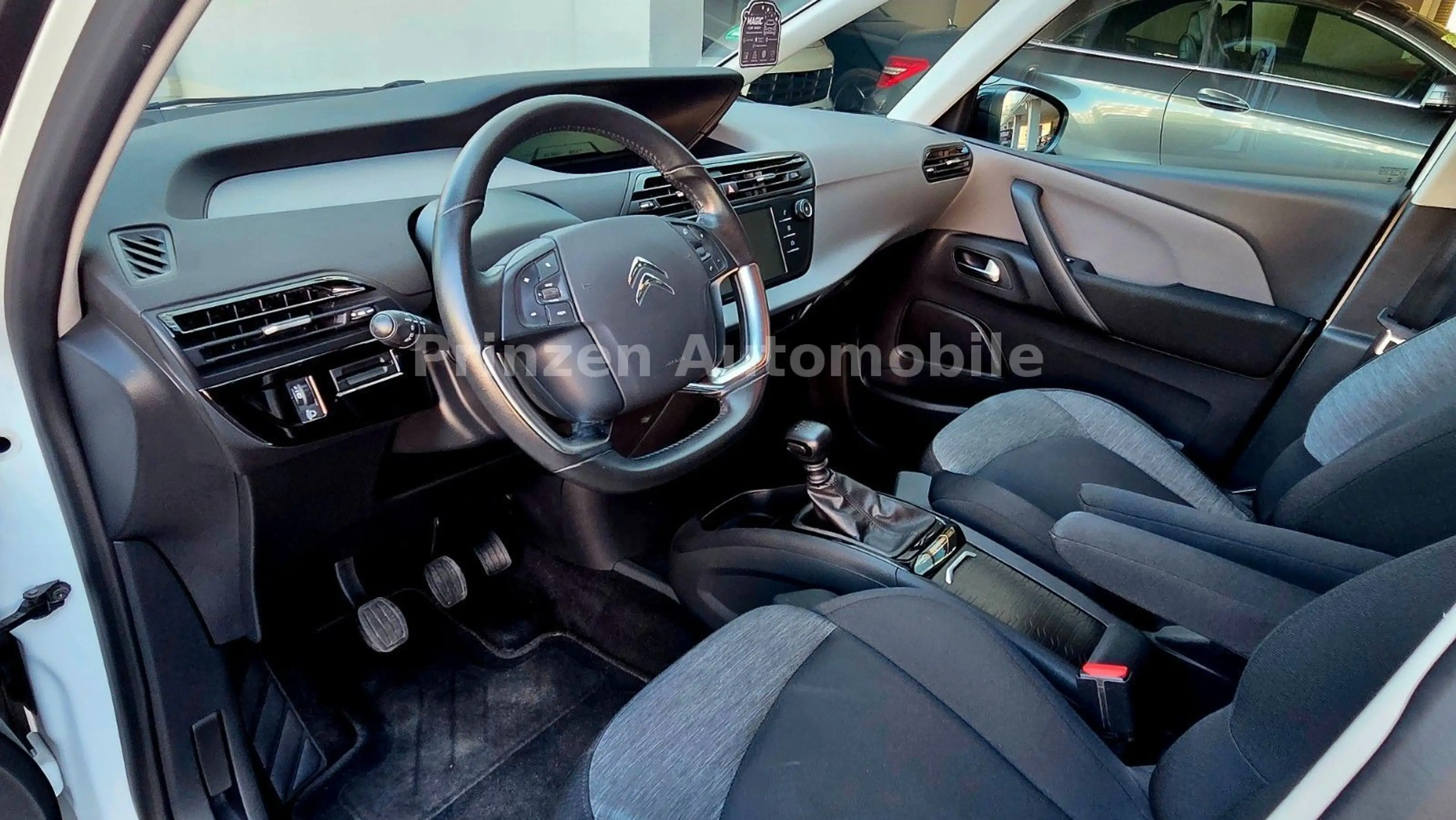 Citroen Grand C4 Picasso /Space 1,2 Live Pack/Pure/7 SItz — photo 9