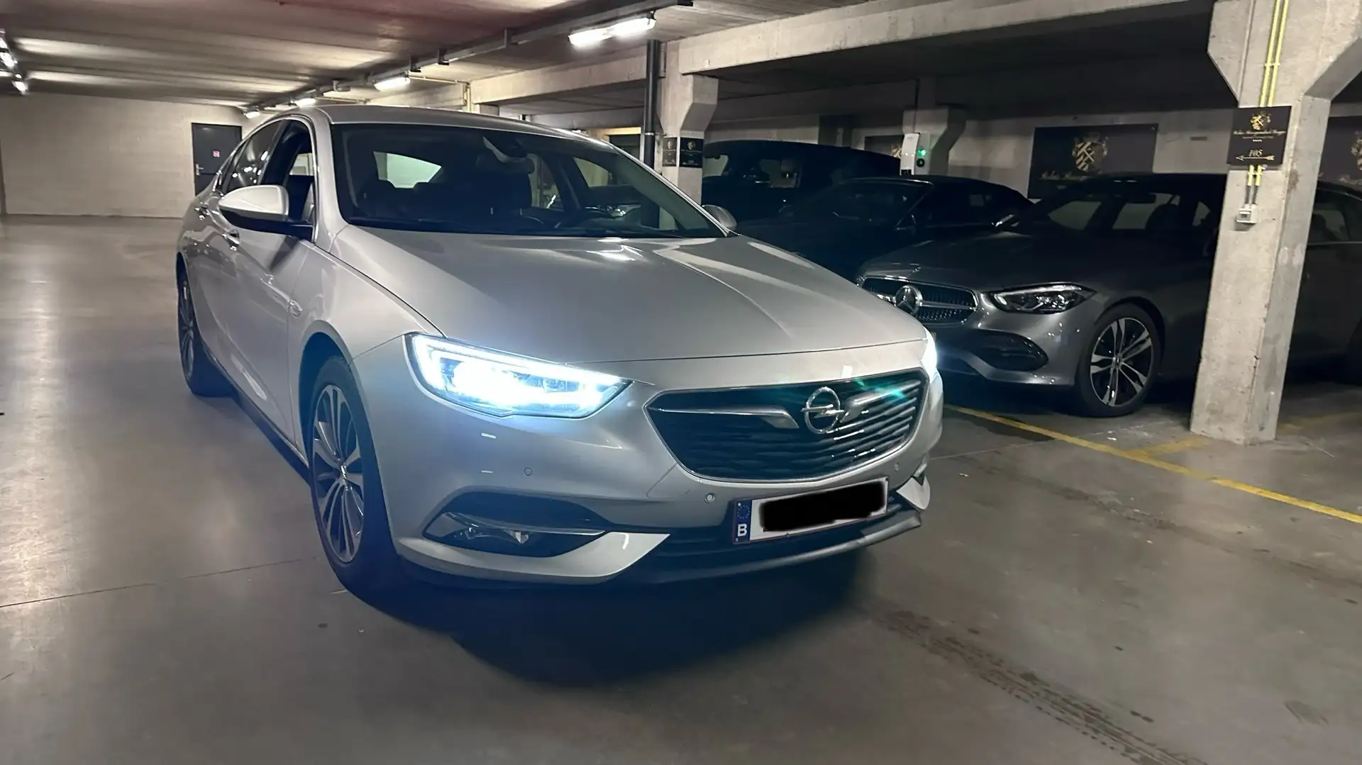 Opel Insignia Grand Sp 1.5 ECOTEC Direct InjectionTurbo Business Gris - 1