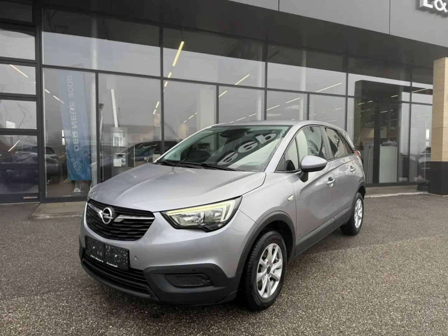 Opel Crossland 1,2 Turbo Business Edition Grau - 1