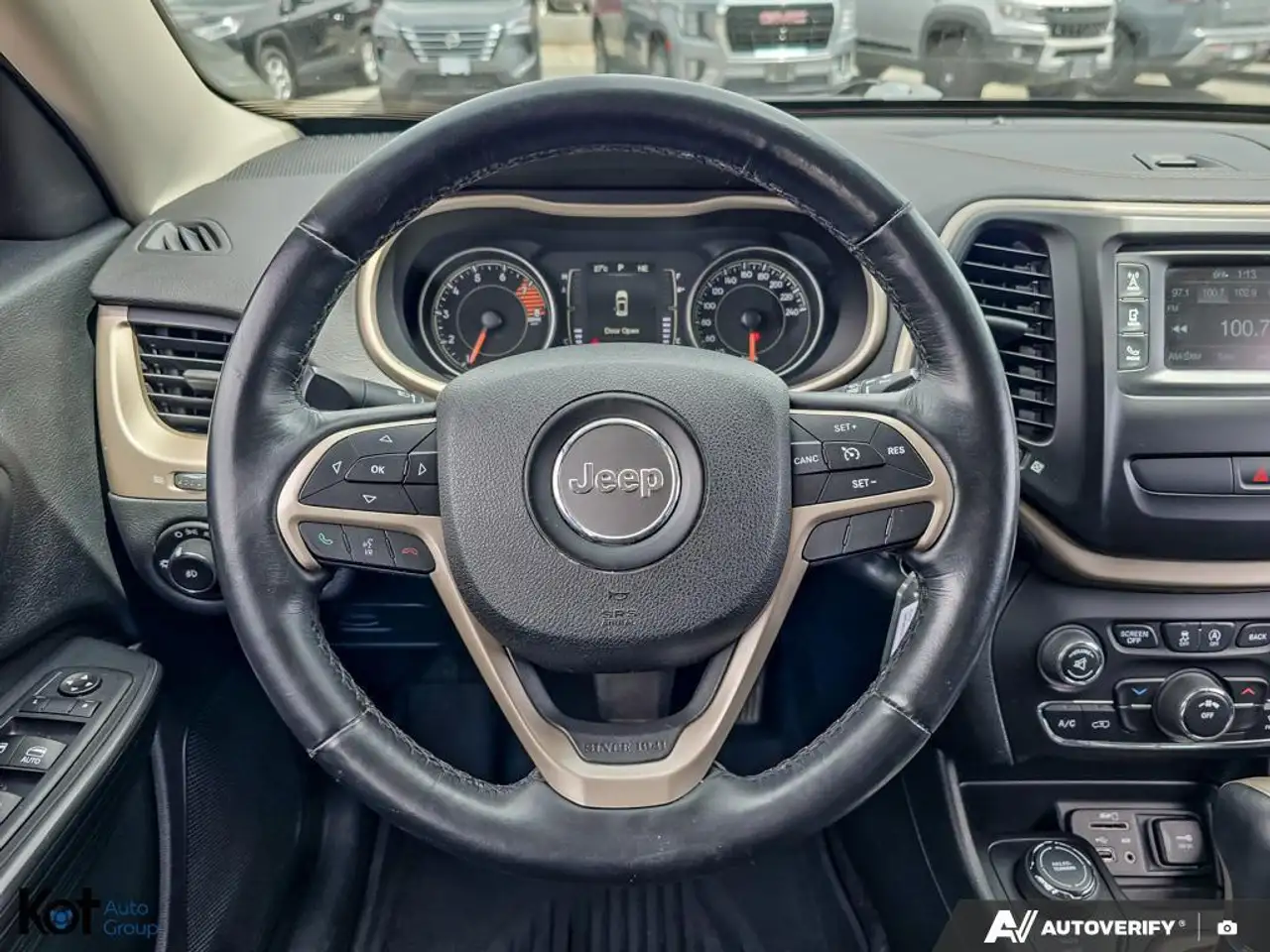 Jeep Cherokee fotografie Jeep Cherokee