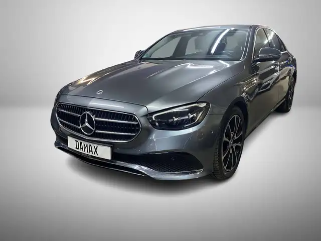 Mercedes-Benz E 200 d *LED*NAVI*TOTWI