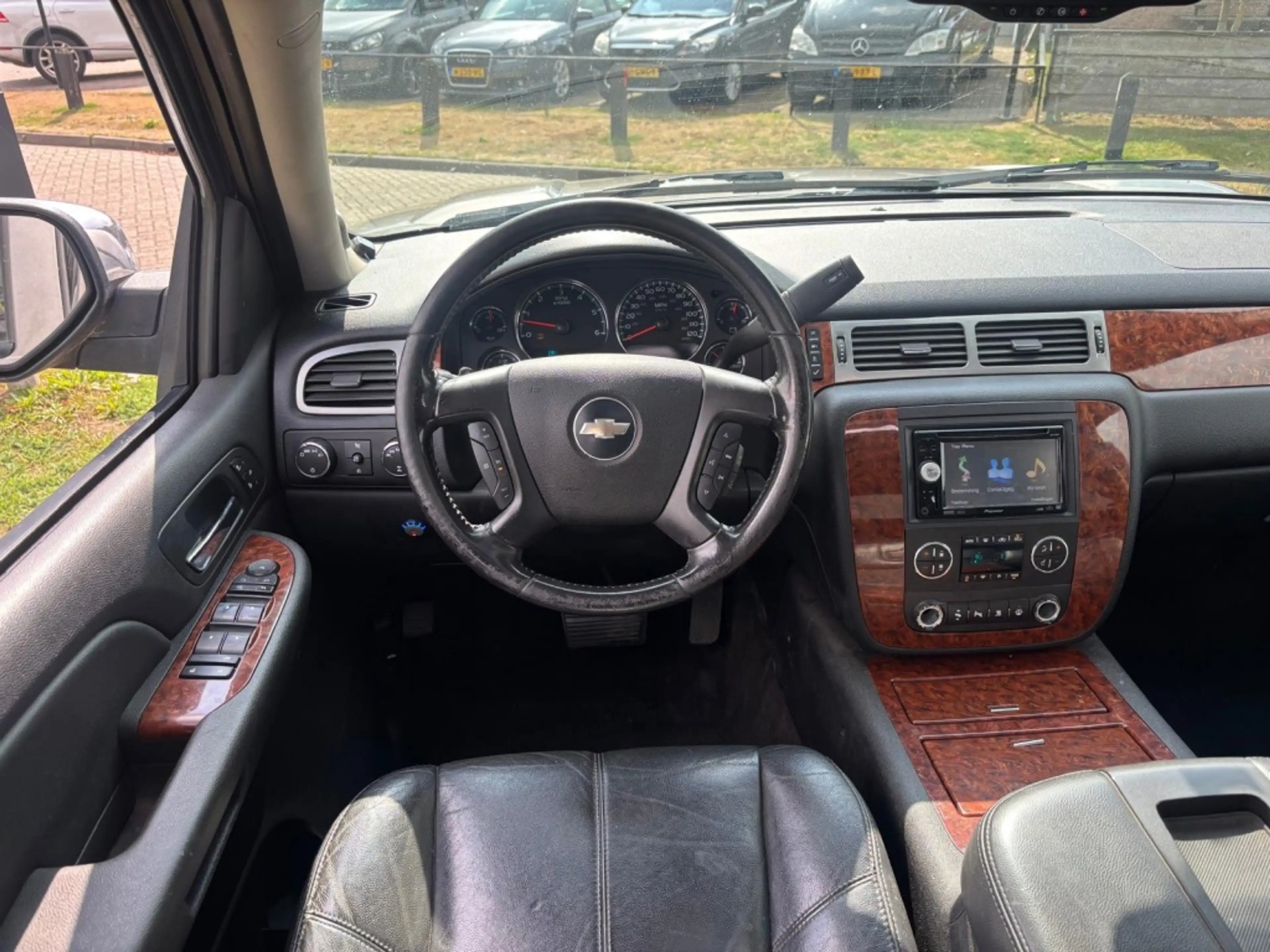 Chevrolet Avalanche 5.3 V8 4WD LTZ 2008 LPG Trekhaak — photo 10