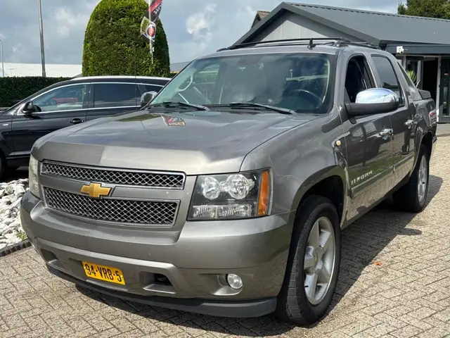 Chevrolet Avalanche 5.3 V8 4WD LTZ 2008 LPG Trekhaak