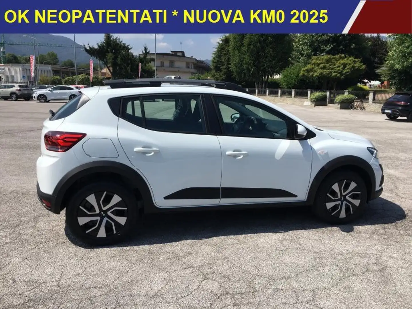 Dacia Sandero Stepway 1.0 TCe ECO GPL Expression KM0 PRONTA CON Bianco - 2