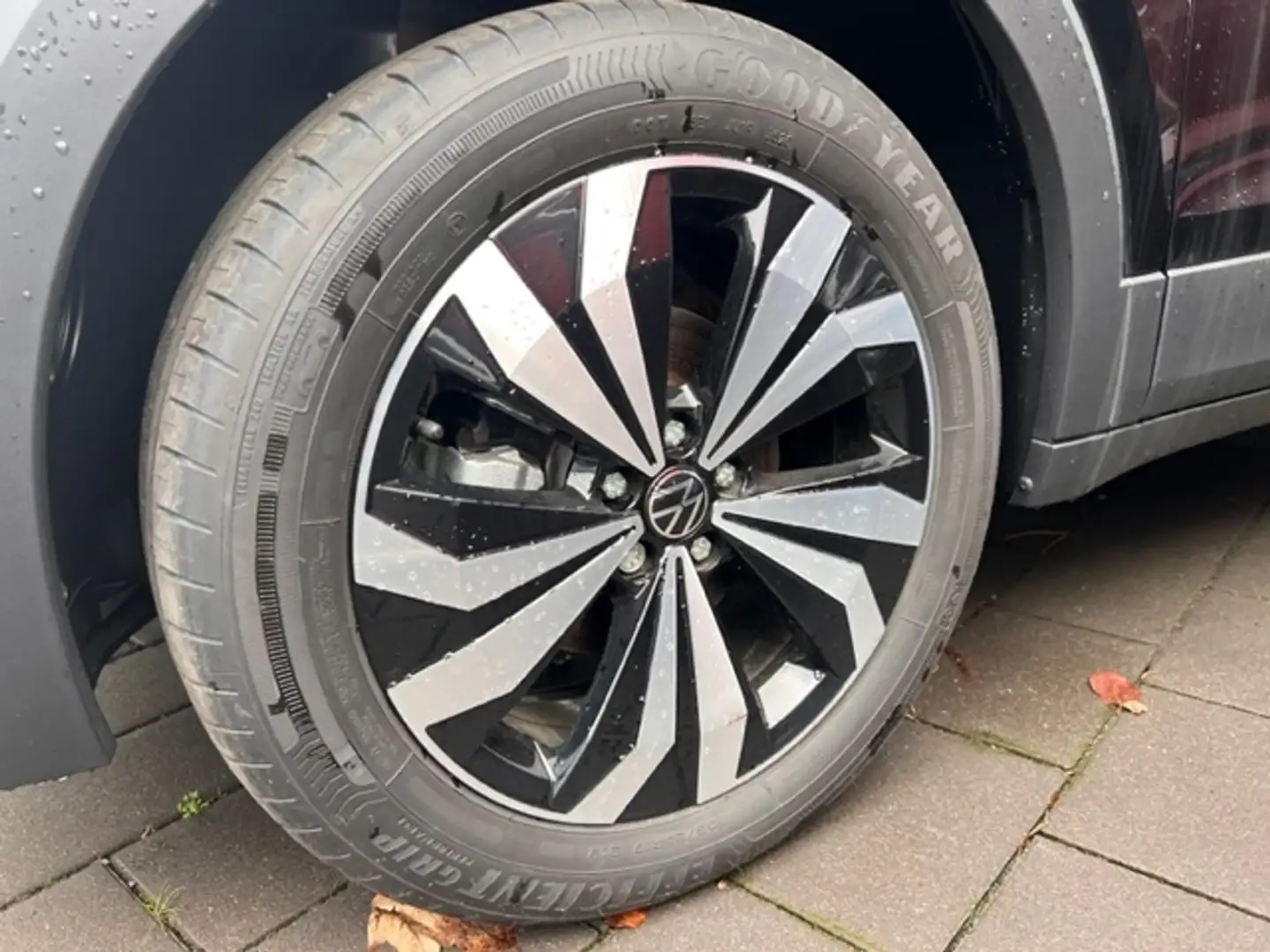 Volkswagen T-Cross United 1.0 TSI LED Navi Rückfahrkam. AHK-abnehmbar Noir - 2