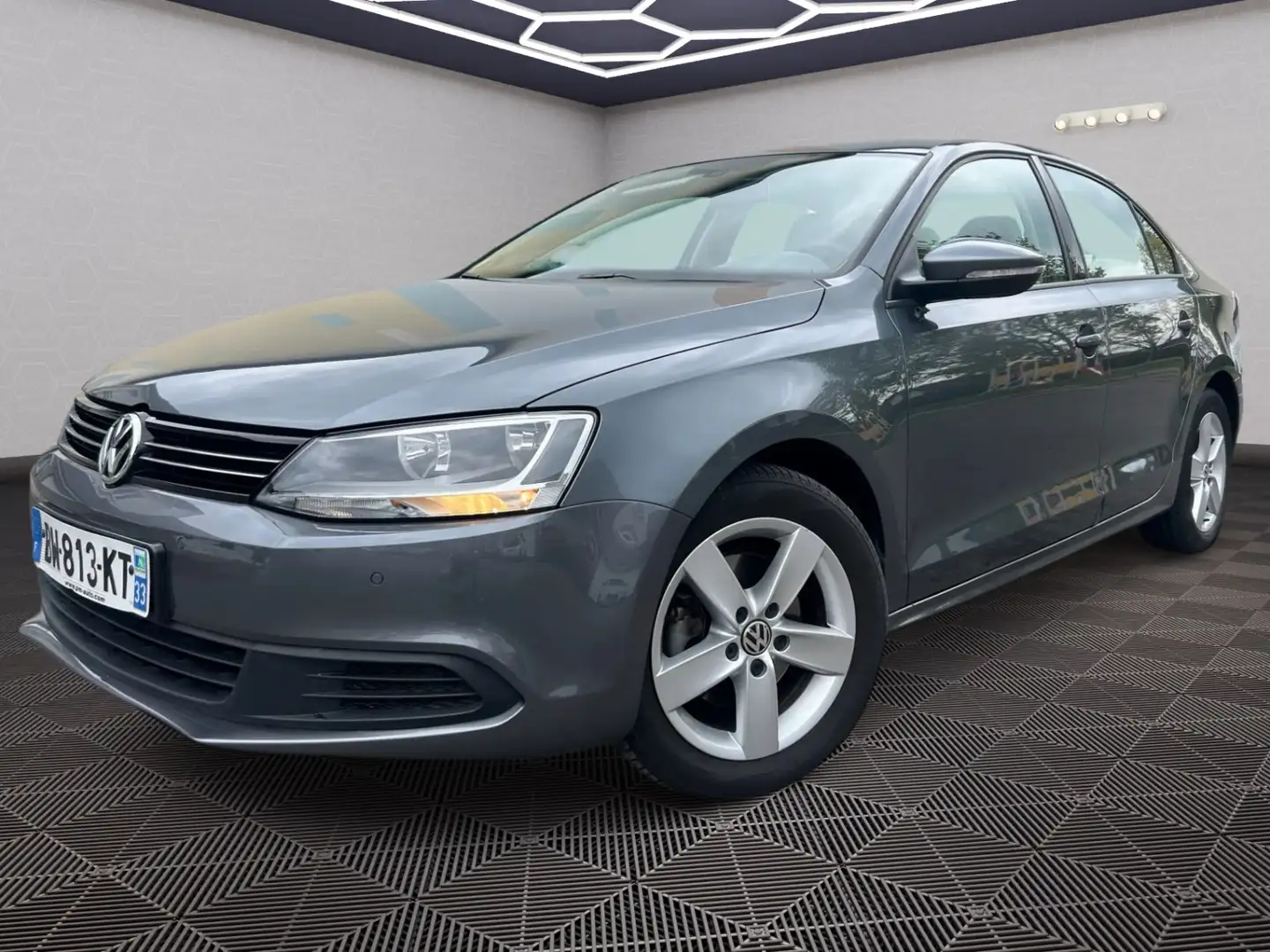 Volkswagen Jetta Comfortline Gris - 1