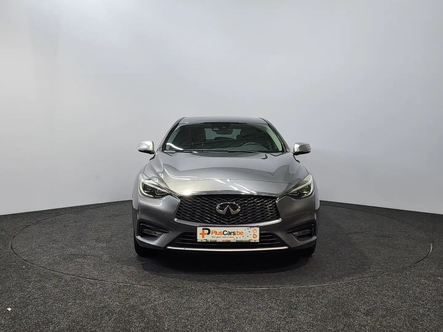 Infiniti Q30 1.5d ~ Led ~ Navi ~ DAB ~ Automaat ~ Airco ~ CC Grau - 2