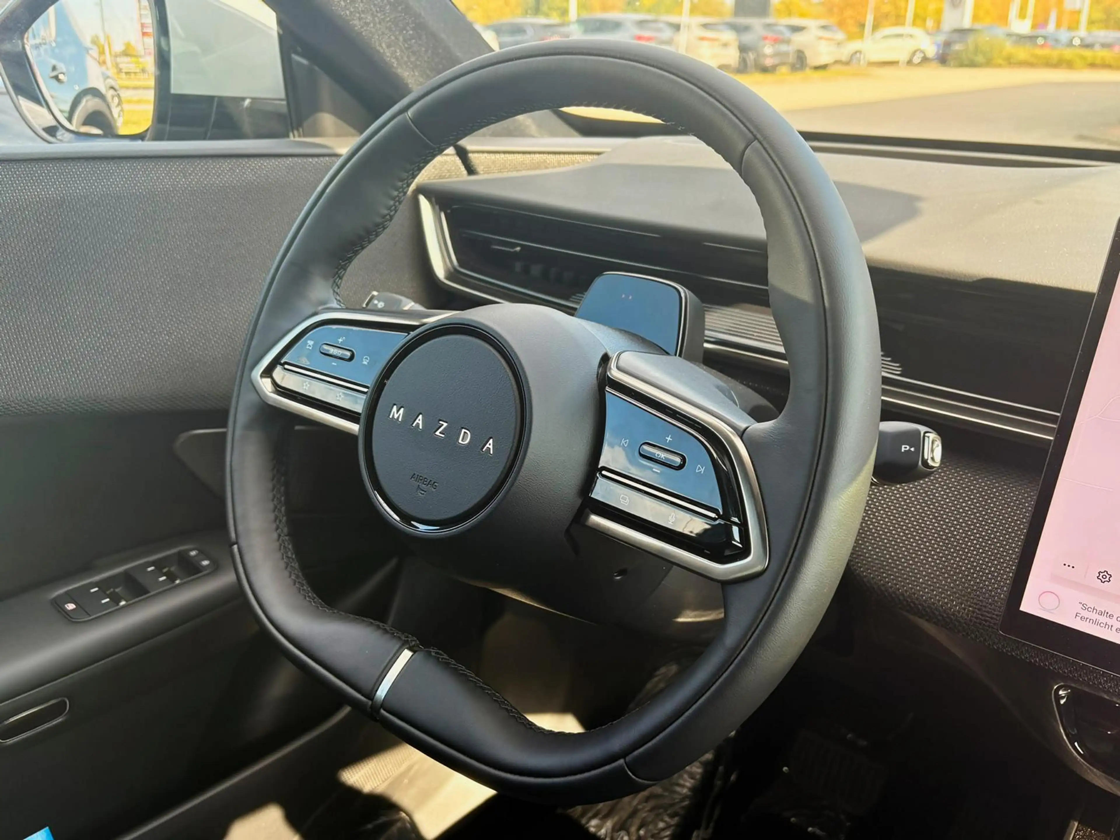 Mazda CX-6e EV 258PS TAKUMI — photo 10