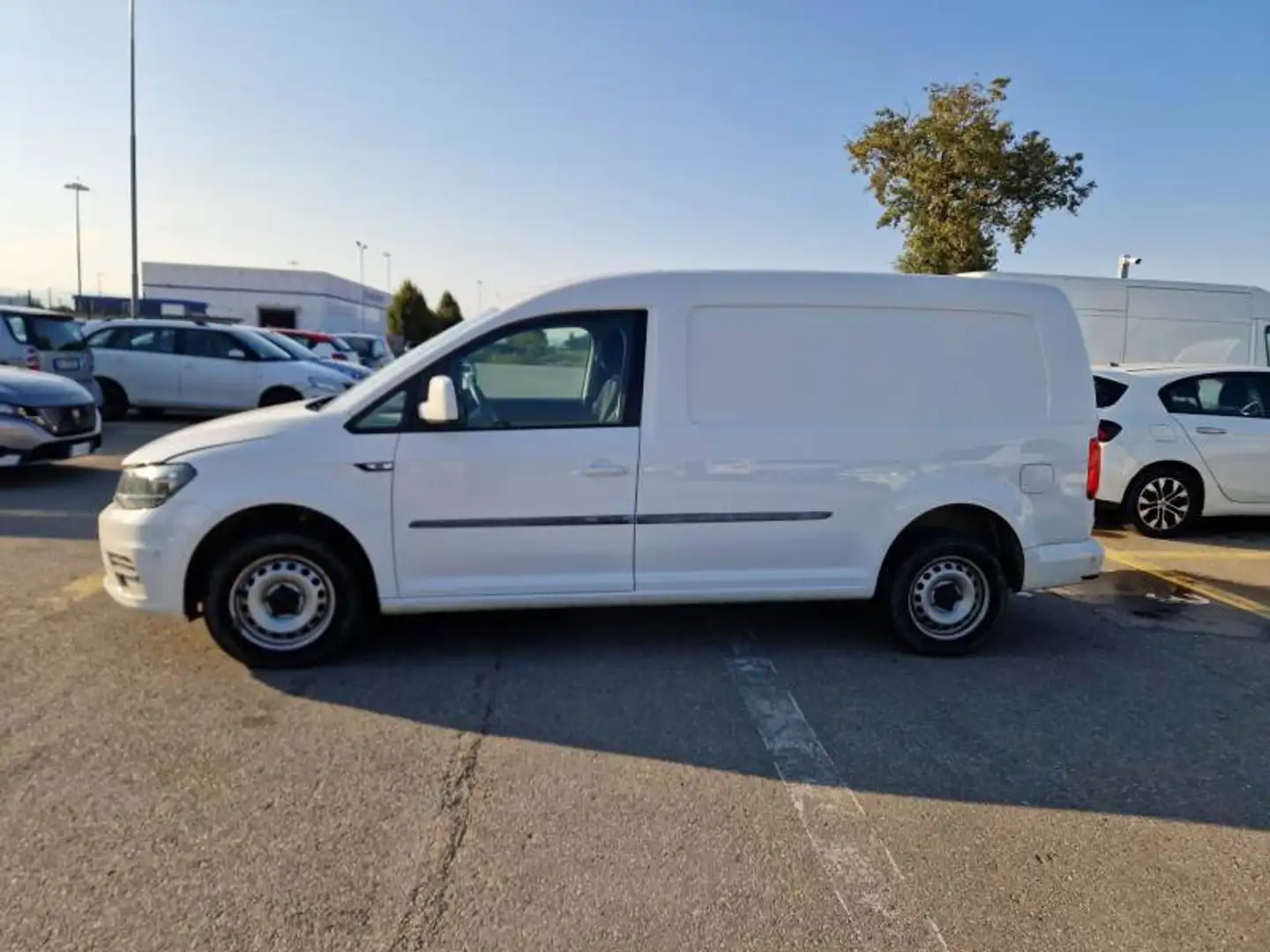 Volkswagen Caddy Maxi 2.0 tdi 122cv 4motion Business E6 Bianco - 2
