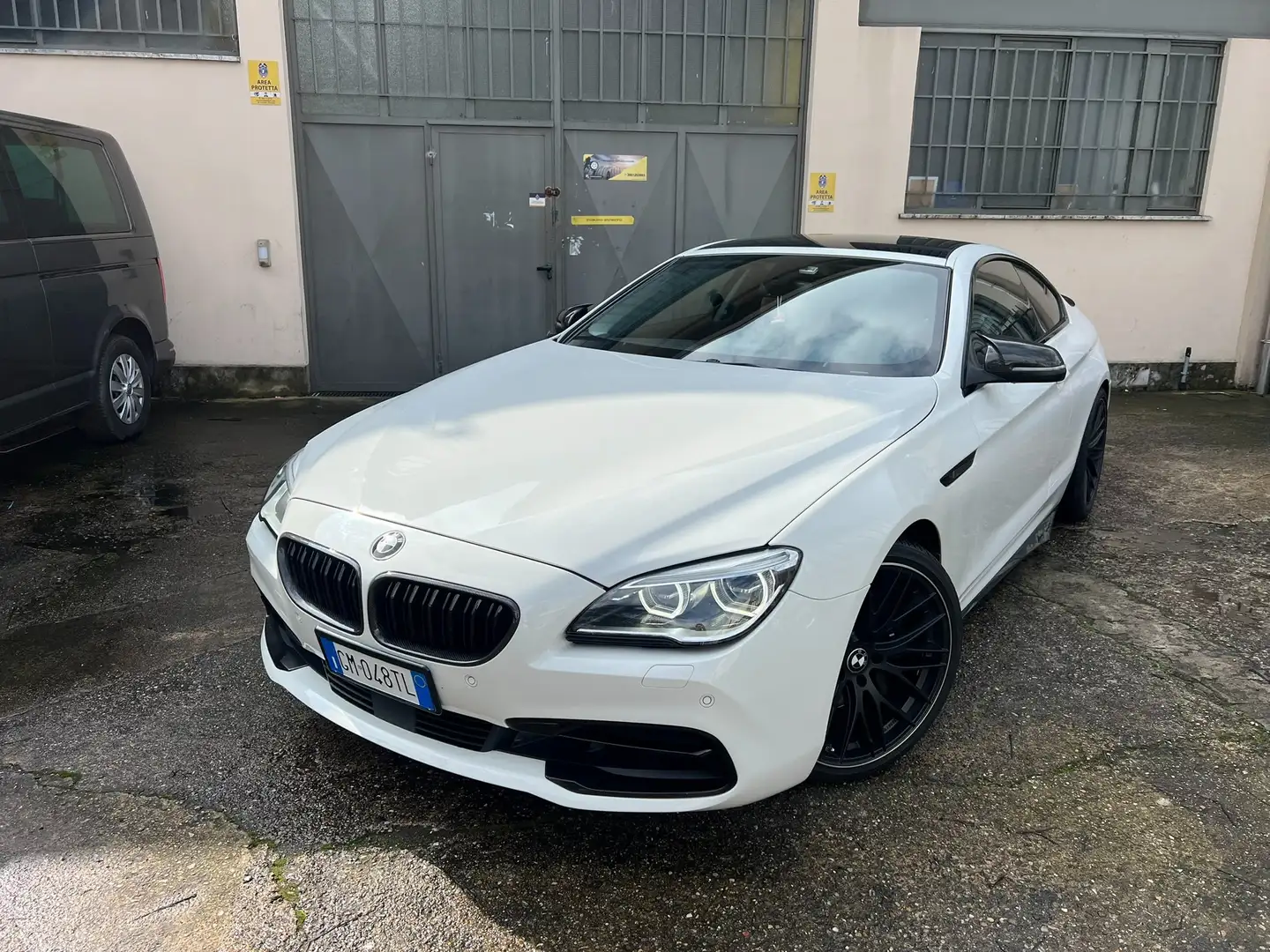 BMW 640 F13 Coupe 640i Coupe xdrive Allestimento M Weiß - 1