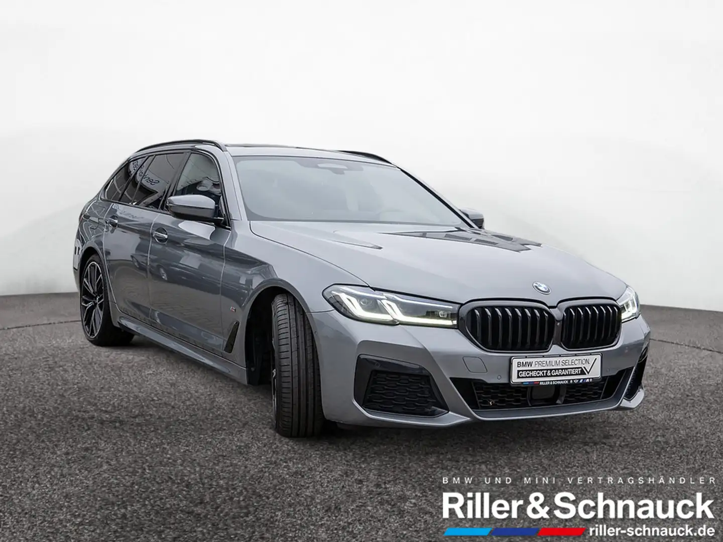 BMW 530 d Touring xDrive M-Sport LASER 360° HUD Grau - 2
