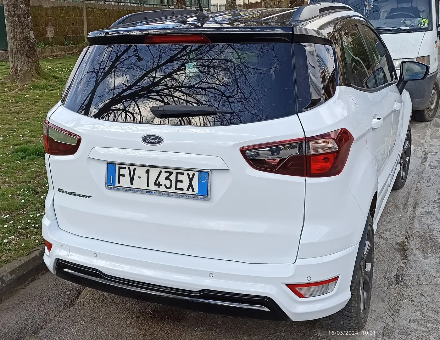 Ford EcoSport 1.5 TDCi 125 CV S&S AWD ST-Line Blanco - 2