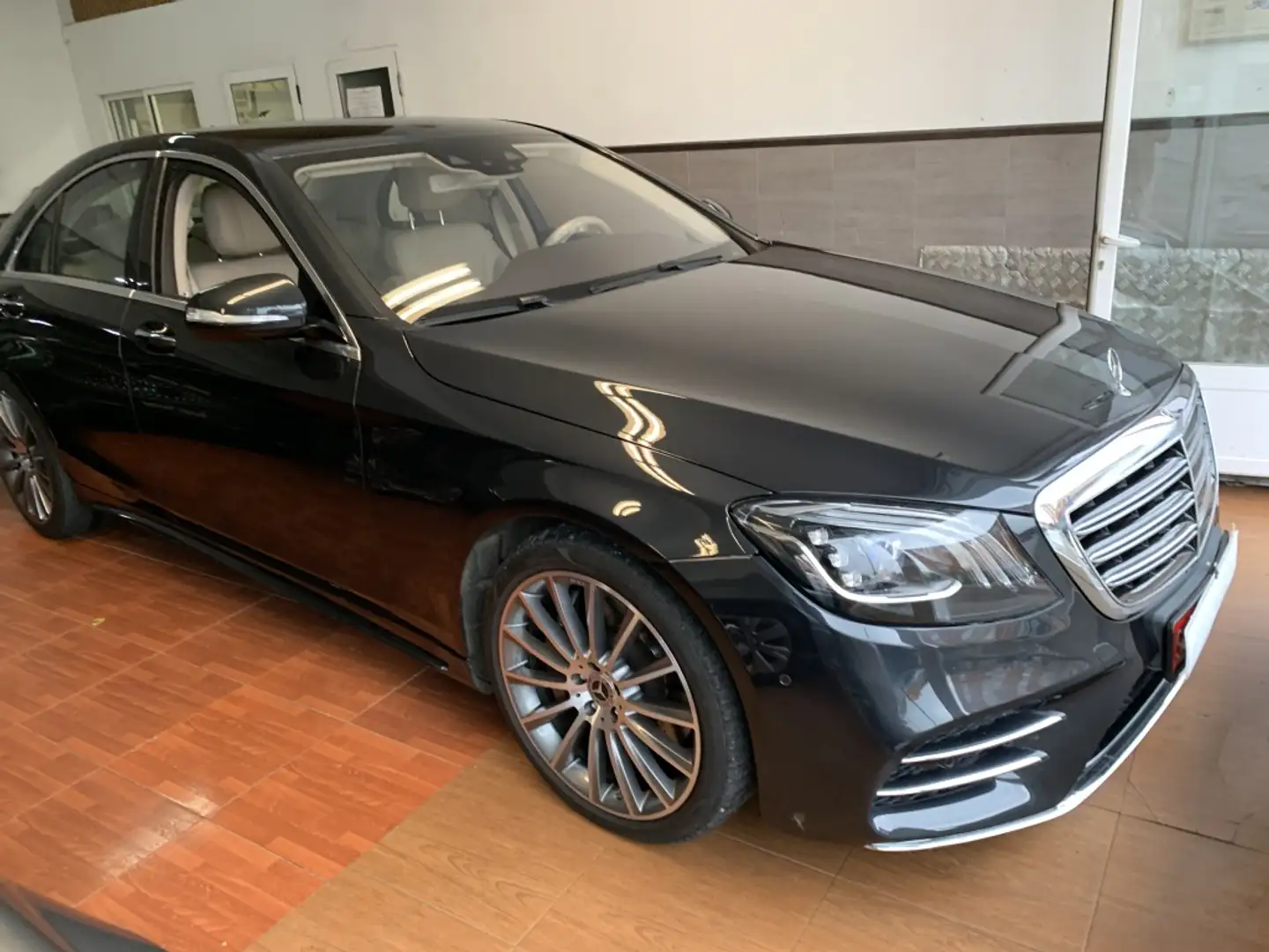 Mercedes-Benz S 560 4Matic 9G-Tronic Noir - 1
