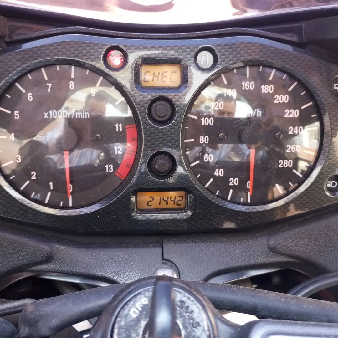 Suzuki Hayabusa GSX 1300 R Azul - 2