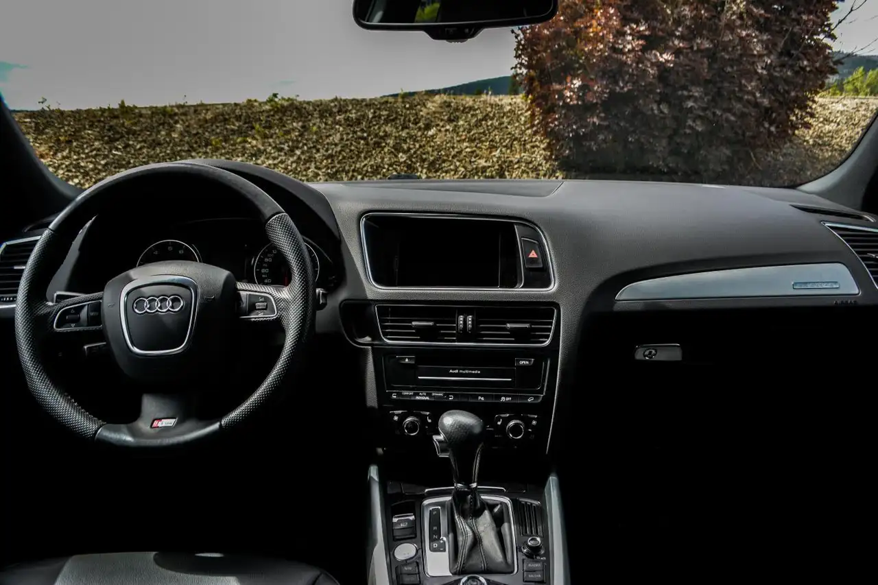 Audi Q5 photo Audi Q5