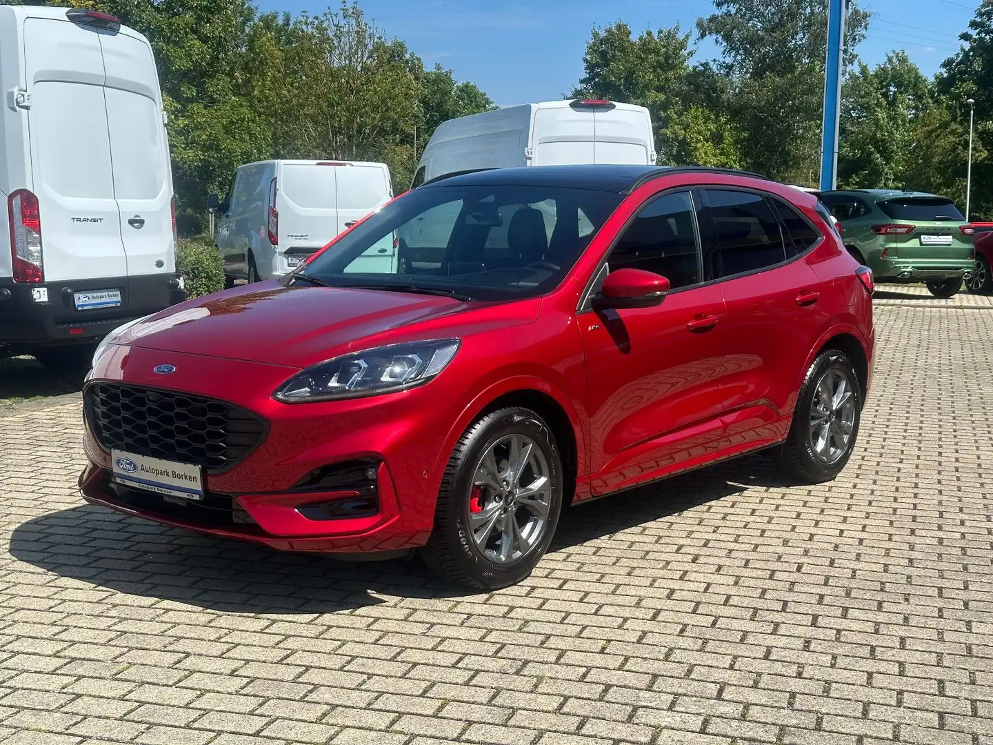 Ford Kuga ST-Line X Panorama Technologie Paket Winter Rouge - 1