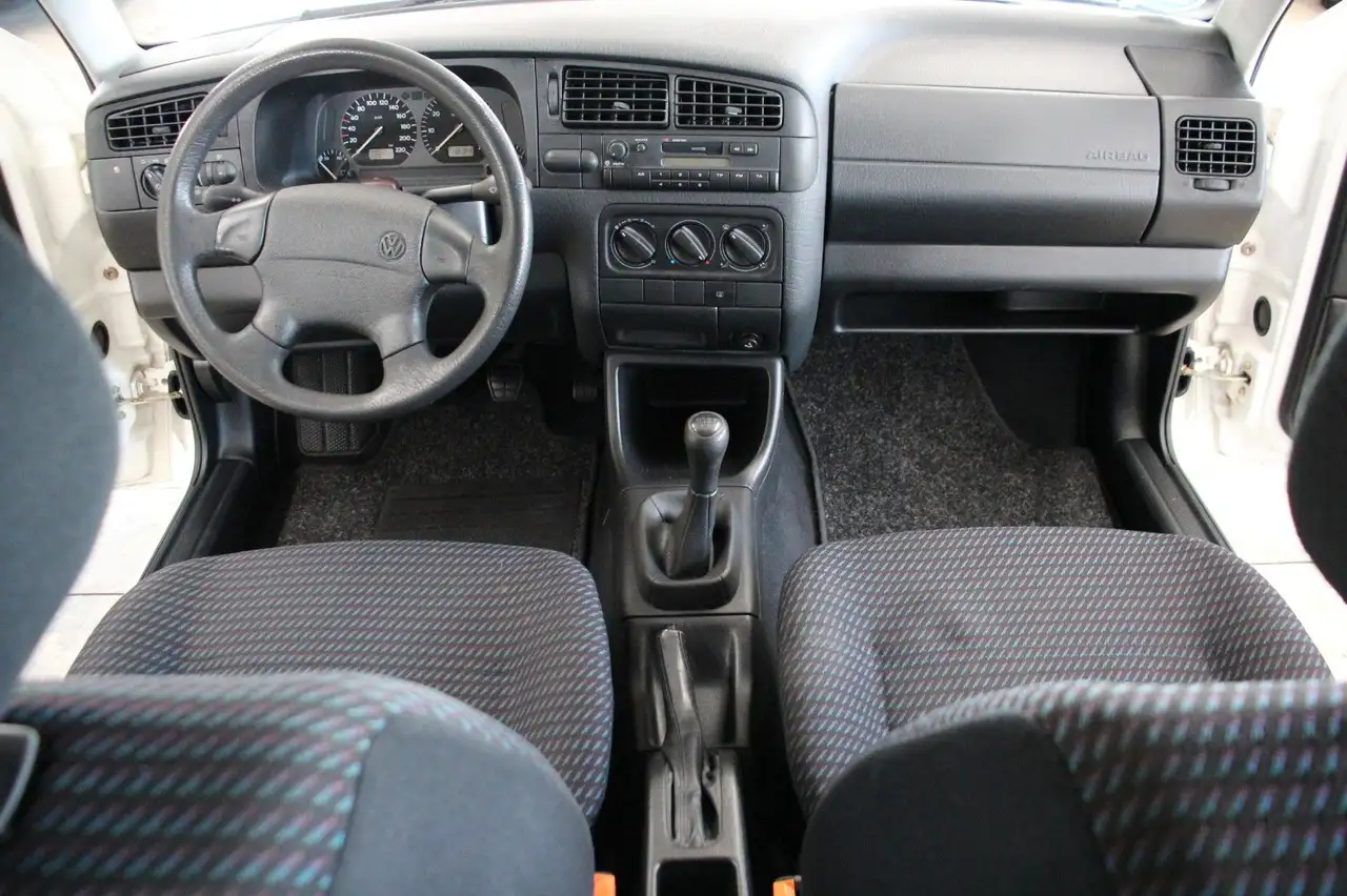 Volkswagen Vento 1.8 CL *H-Zulassung*, foto 10