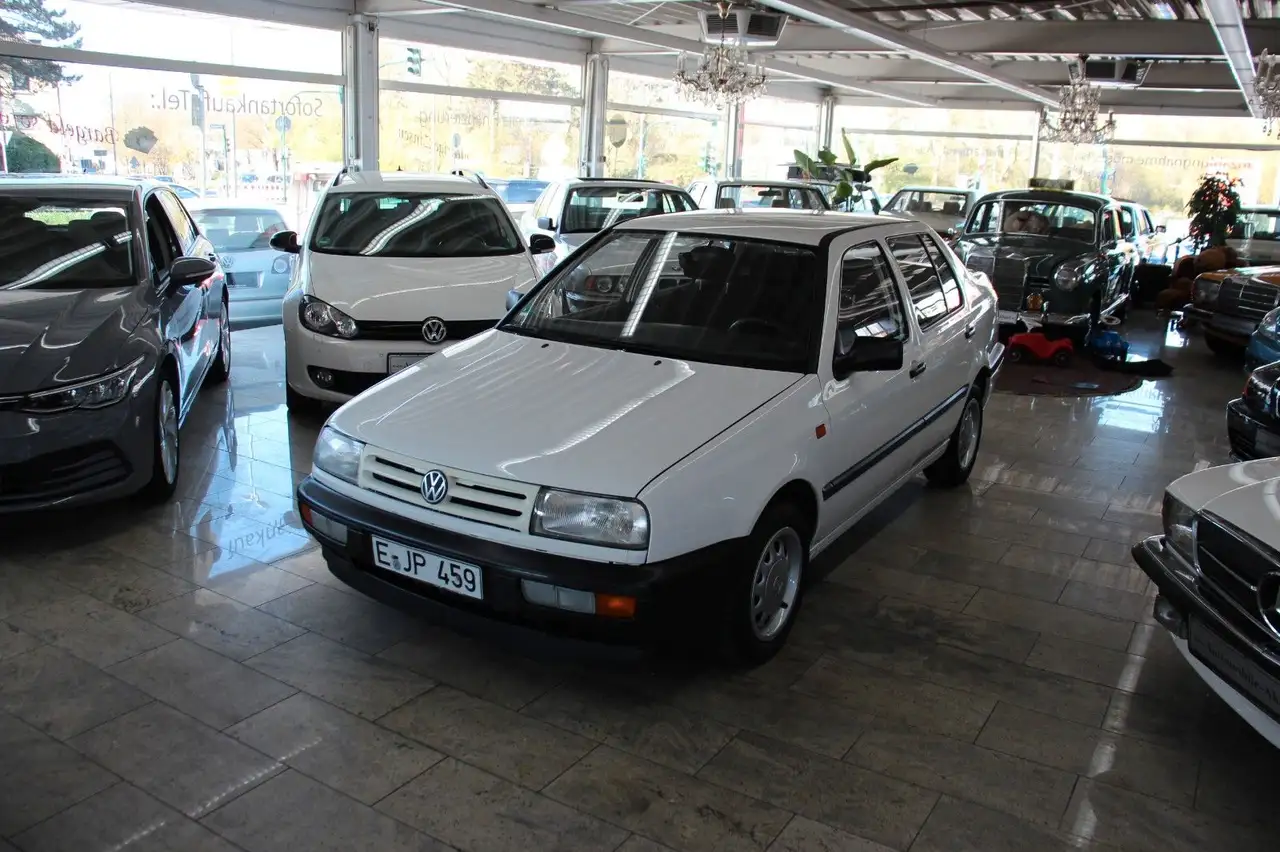 Volkswagen Vento 1.8 CL *H-Zulassung*, foto 4