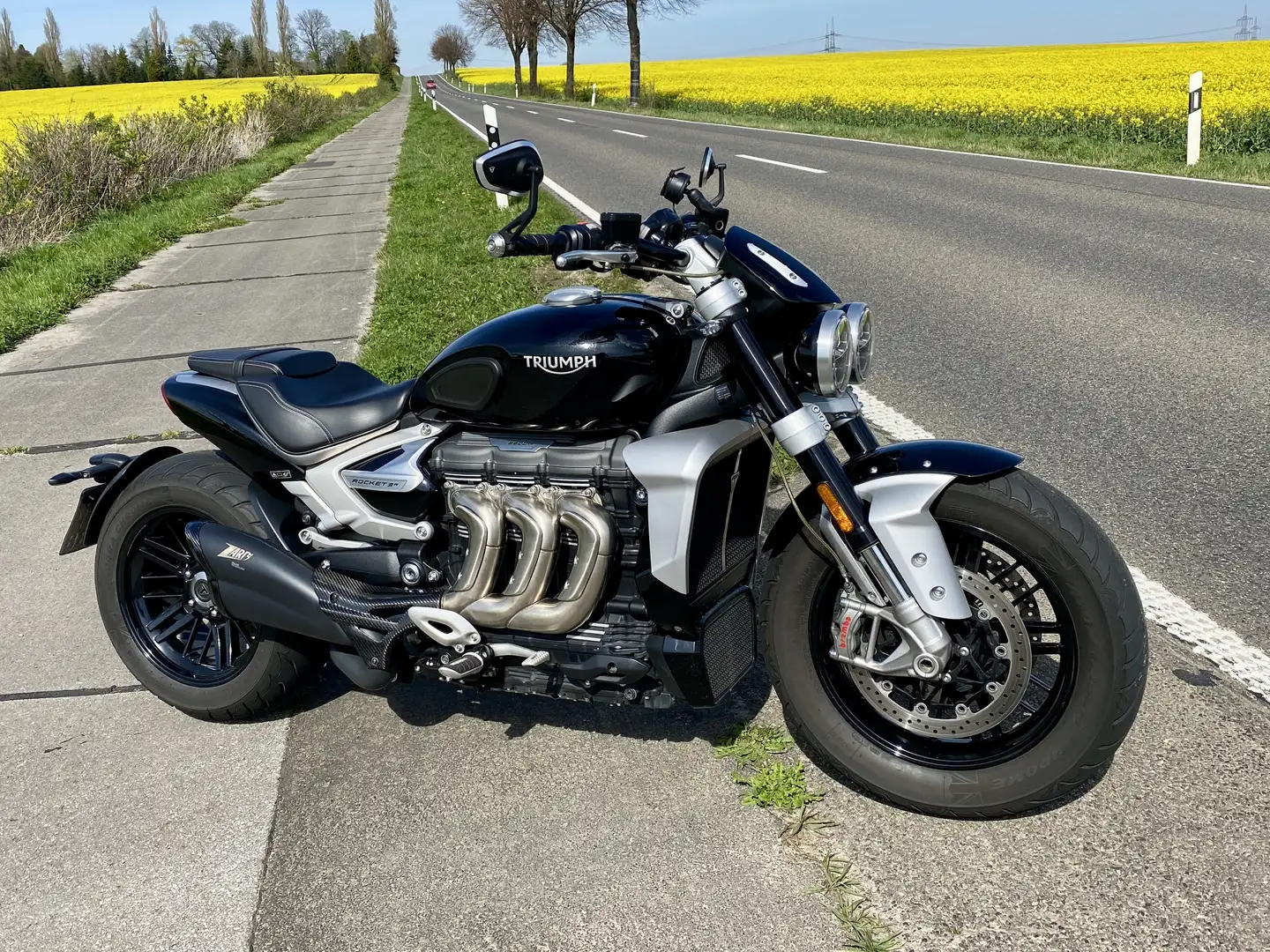 Triumph Rocket 3 R Negro - 2