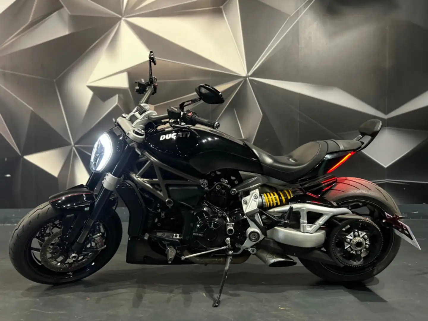 Ducati XDiavel XDIAVEL 1260 S ABS Noir - 1