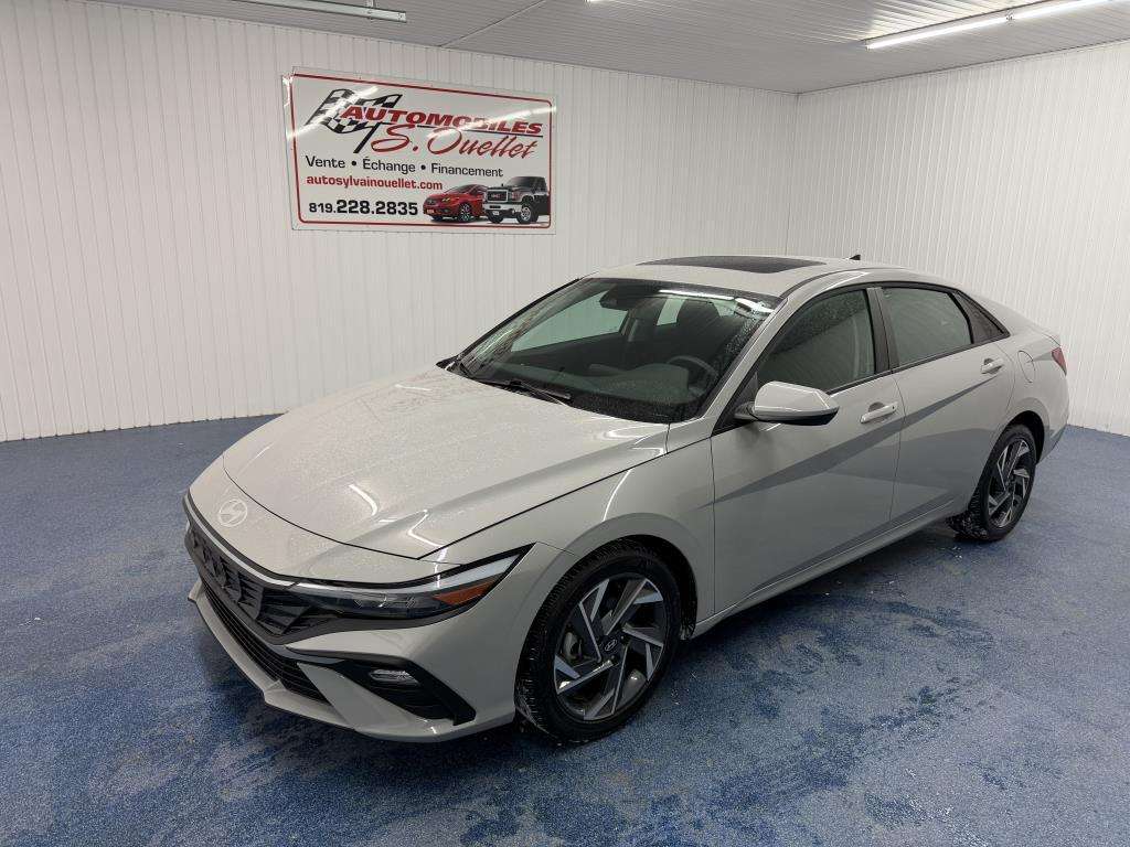 2025 Hyundai Elantra PRIVILÉGIÉ + TOIT OUVRANT + NAV