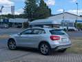 Mercedes-Benz GLA 180 GLA -Klasse GLA 180 URBAN*NAVI*PDC V-H !! Plateado - thumbnail 3