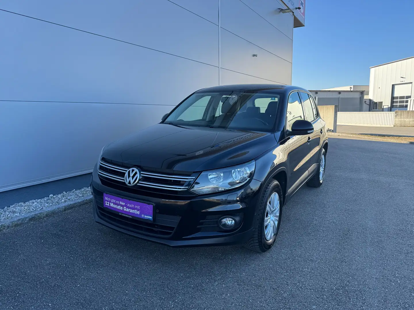 Volkswagen Tiguan 2,0 TDI **PICKERL NEU**AHK** Schwarz - 1