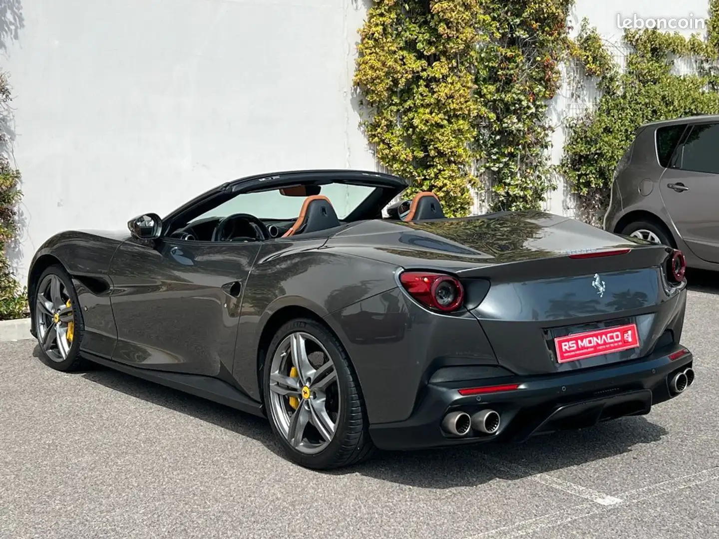 Ferrari Portofino 3.9 v8 gt turbo 600 Gris - 2