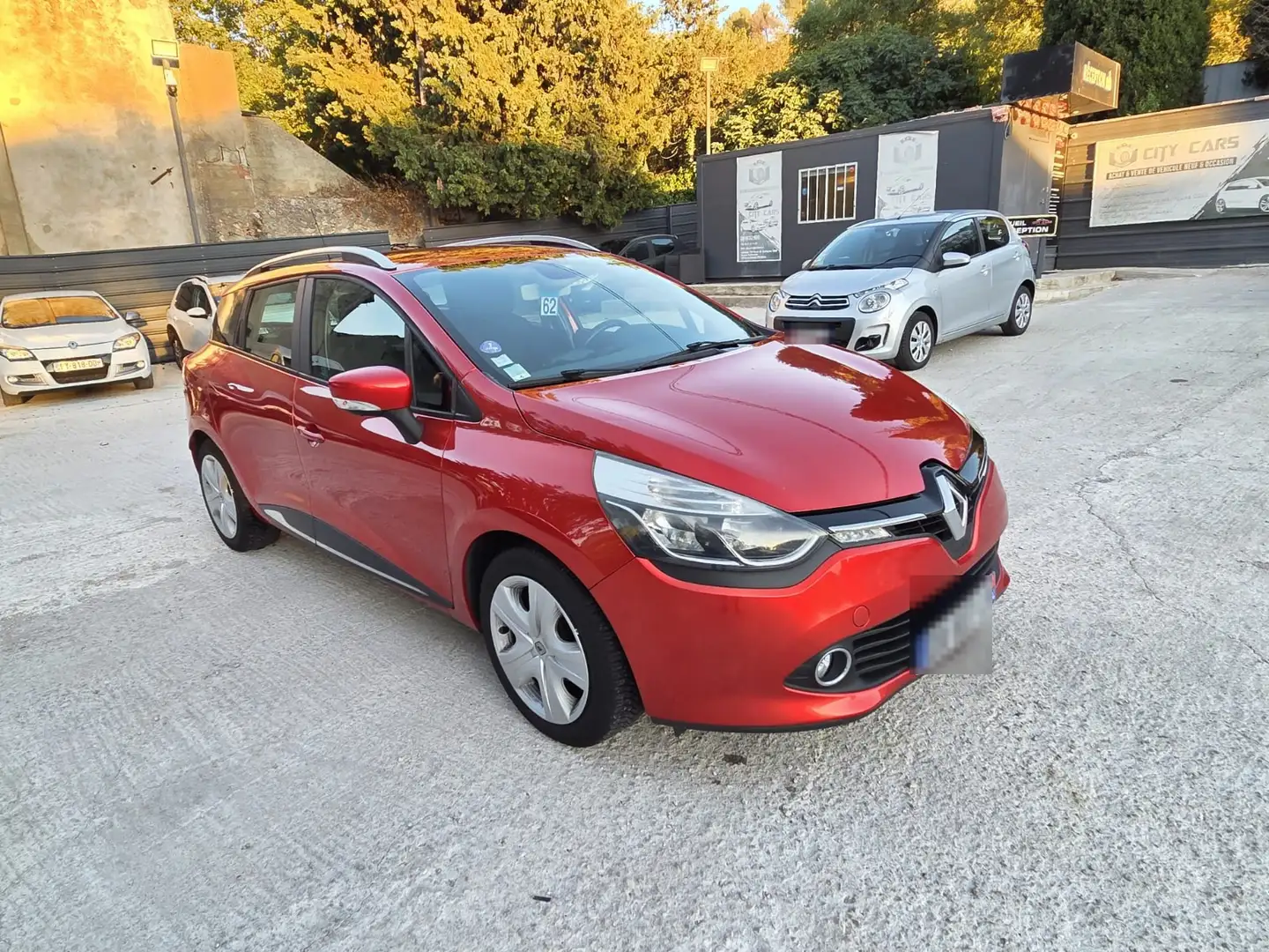 Renault Clio Limited Rojo - 1