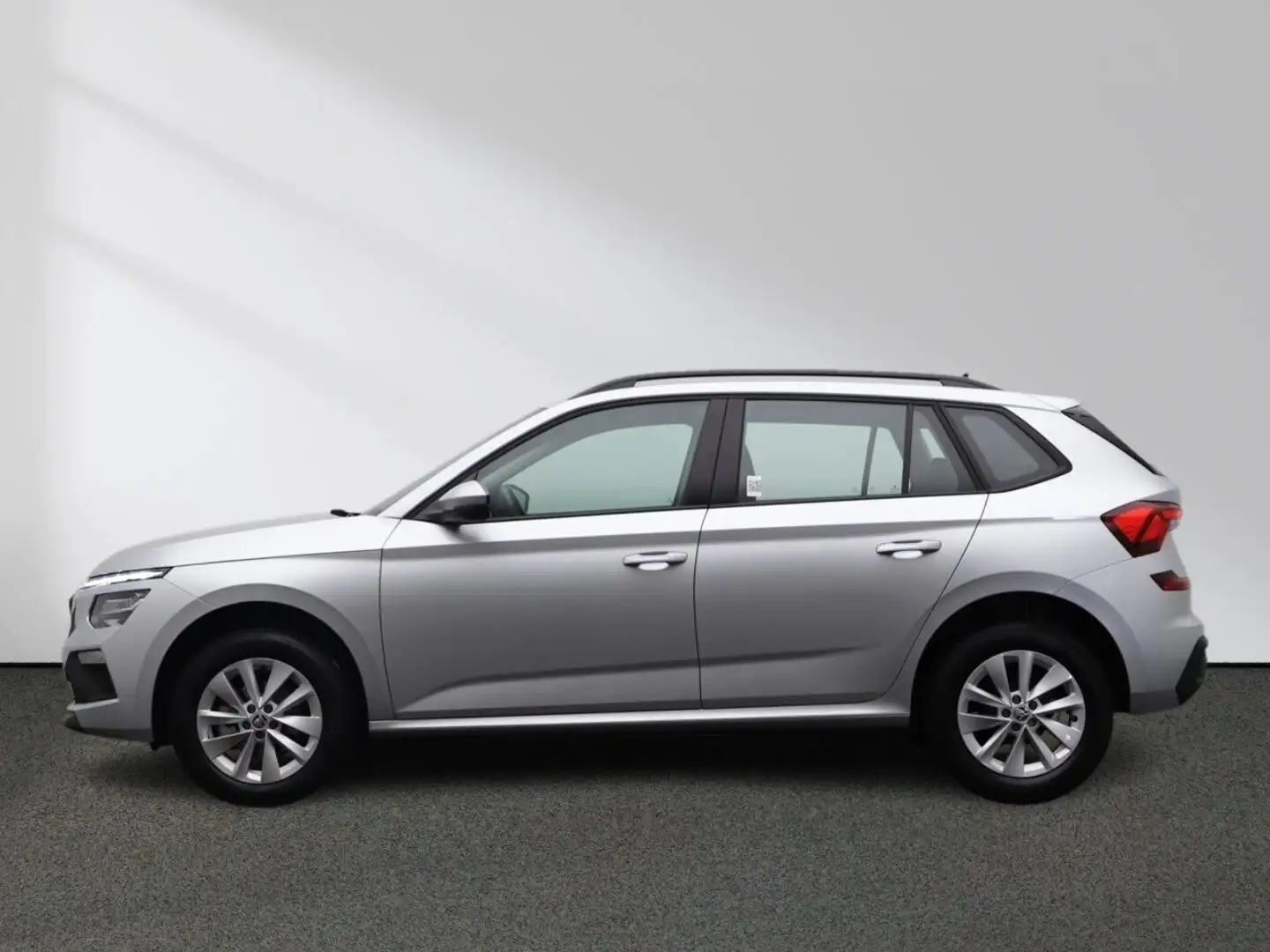 Skoda Kamiq Selection 1.5 TSI LED-Matrix AHK ACC SHZ Argent - 2
