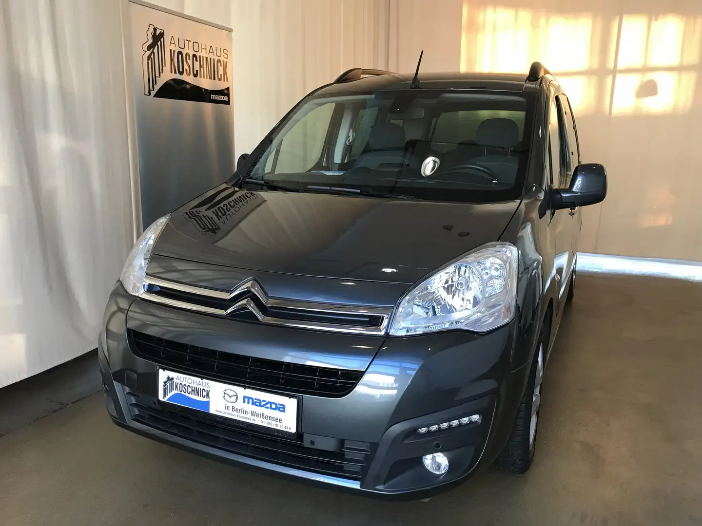 Citroen Berlingo 1.6 Blue HDi FAP SELECTION 8-fach-bereift Gris - 2