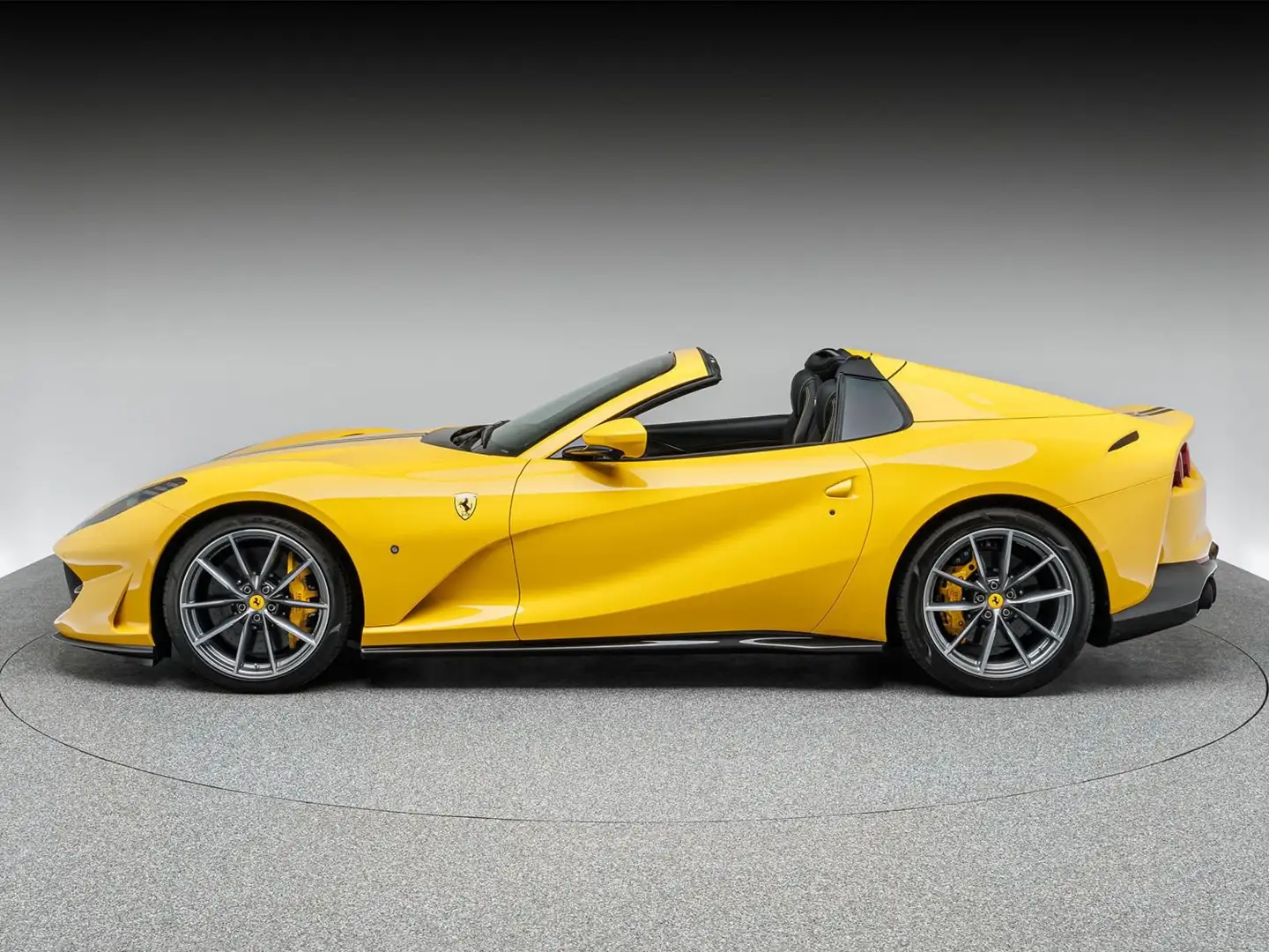 Ferrari 812 GTS Yellow - 2
