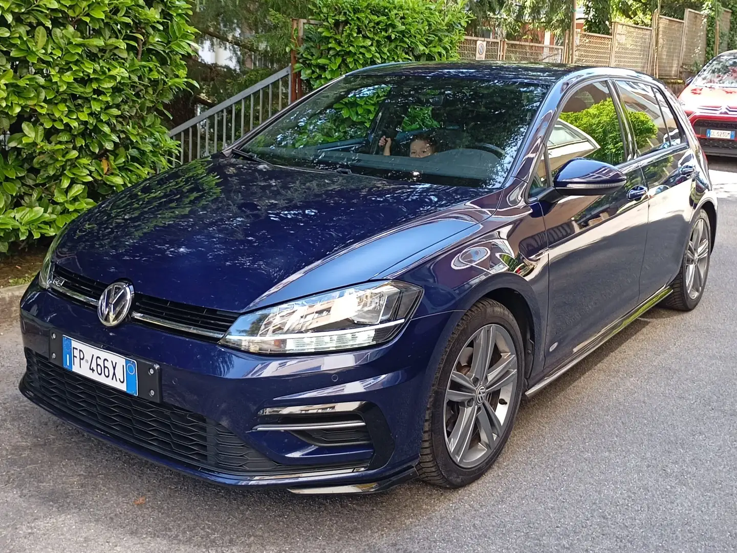 Volkswagen Golf Golf VII 5p 2.0 tdi Sport R-line 150cv Blu/Azzurro - 1