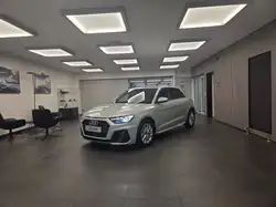 Audi A1 Sportback S line 30 TFSI 116 CH / 85 kW S tronic