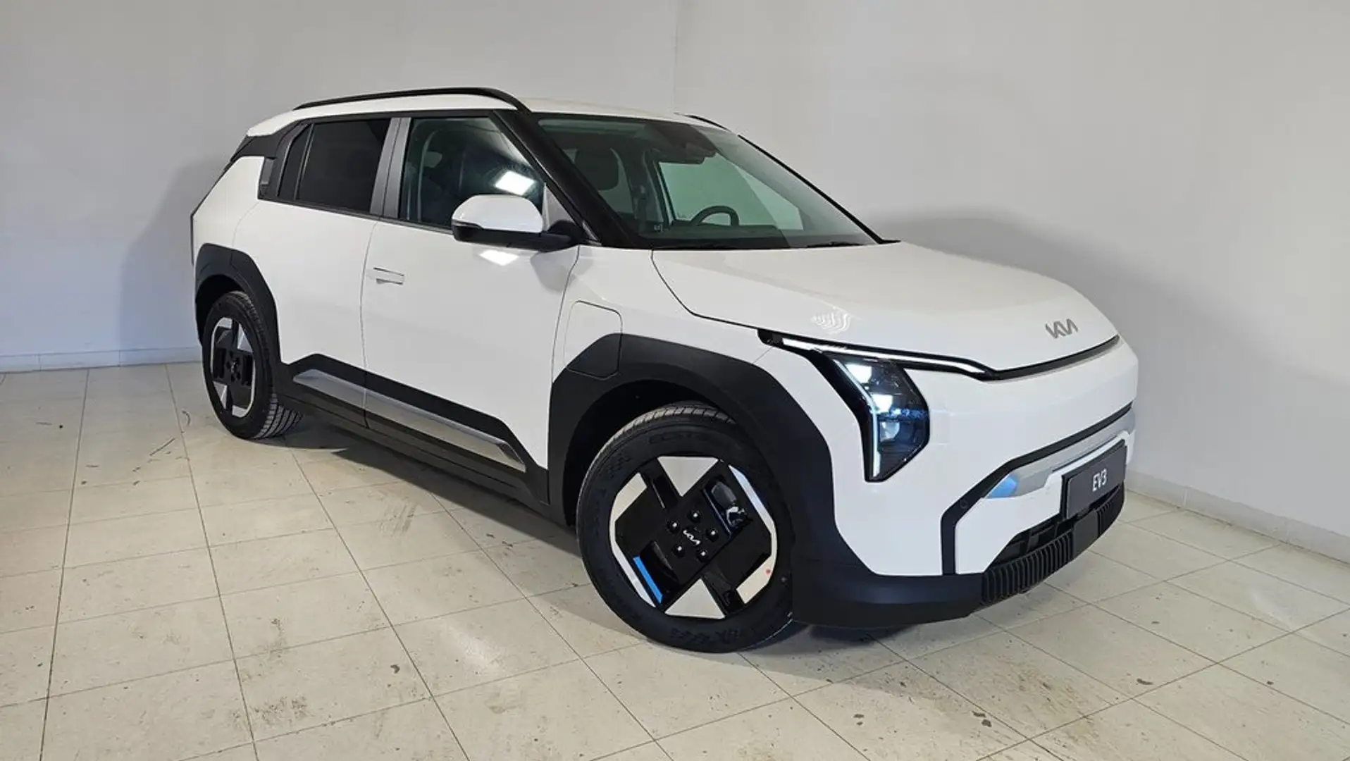 Kia EV3 Earth Long Range Gris - 2