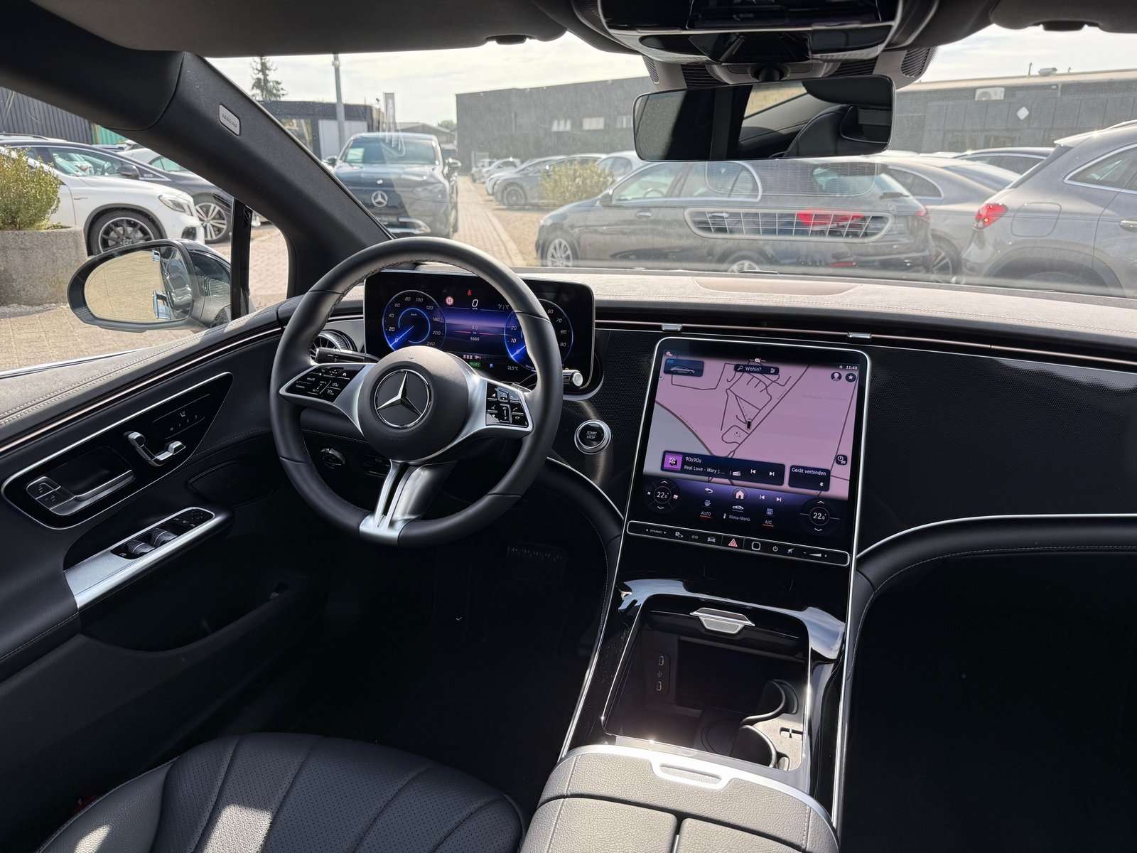 Mercedes-Benz EQE