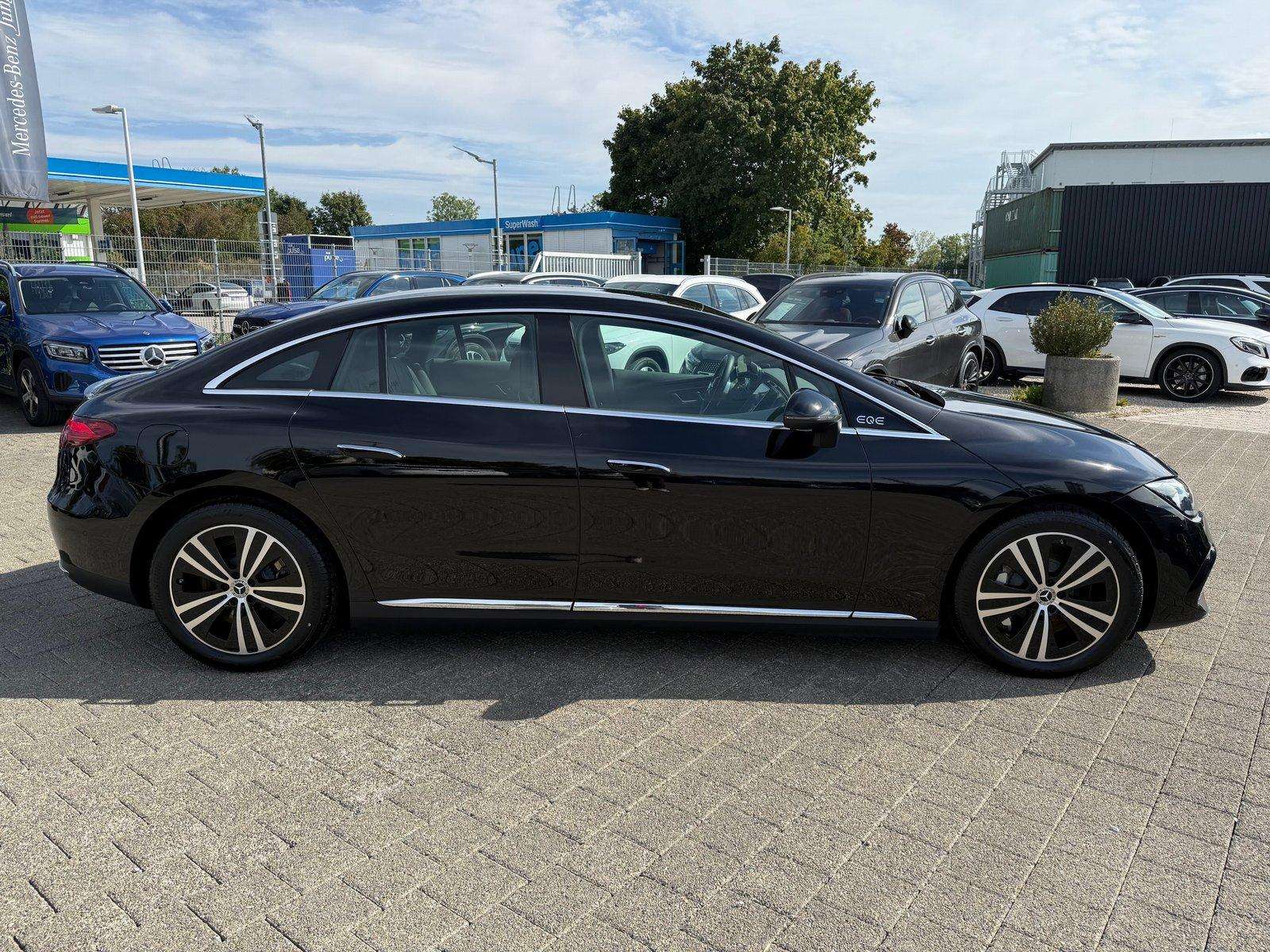Mercedes-Benz EQE