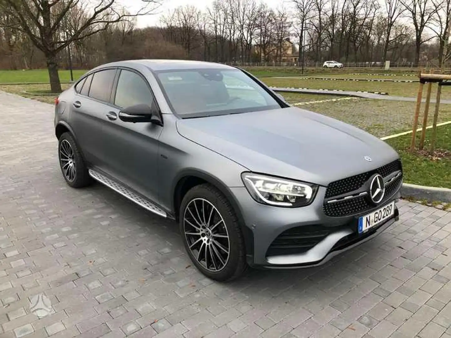 Mercedes-Benz GLC 300 Coupe de phev (eq-power) Premium Plus 4matic auto Grijs - 1