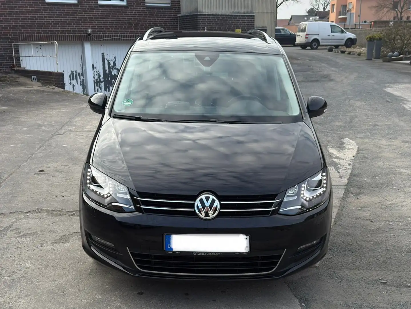Volkswagen Sharan Sharan 1.4 TSI DSG Active Noir - 1
