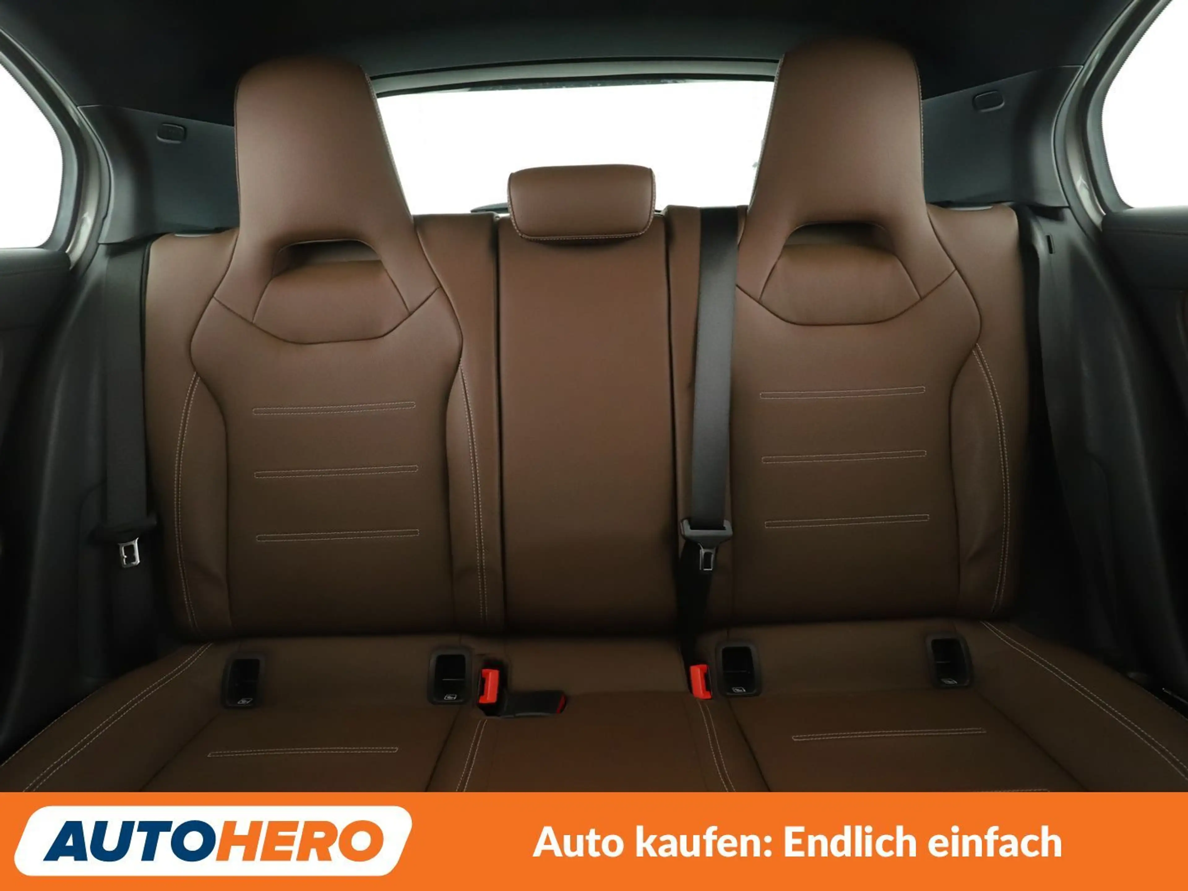 Mercedes-Benz A 35 AMG A 35 AMG 4Matic Aut.*NAV*LED*TEMP*CAM*PDC*SHZ*ALU* — photo 15