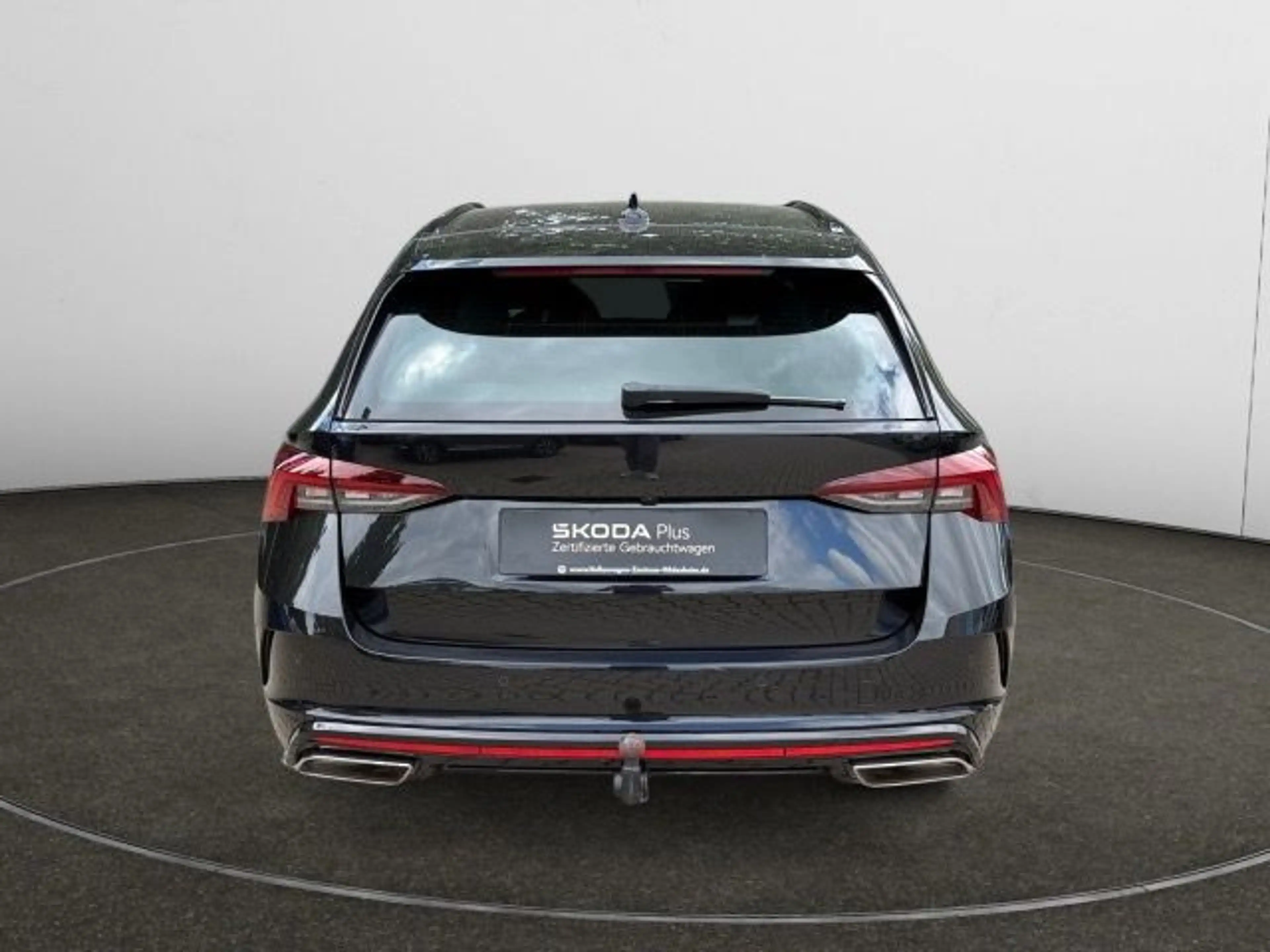 Skoda Octavia Combi 2.0 TSI DSG RS Navi,AHK,DCC — photo 4