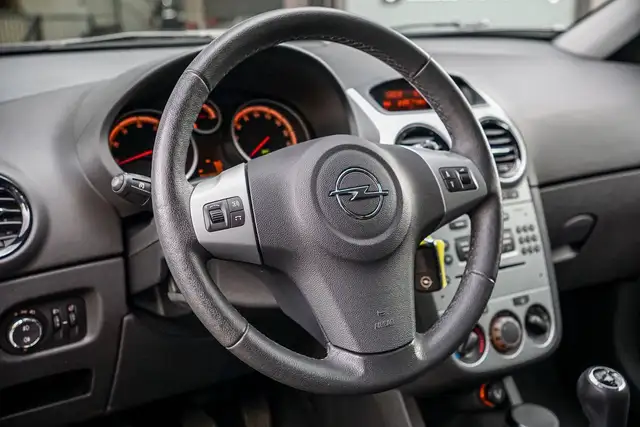 Opel Corsa view 14