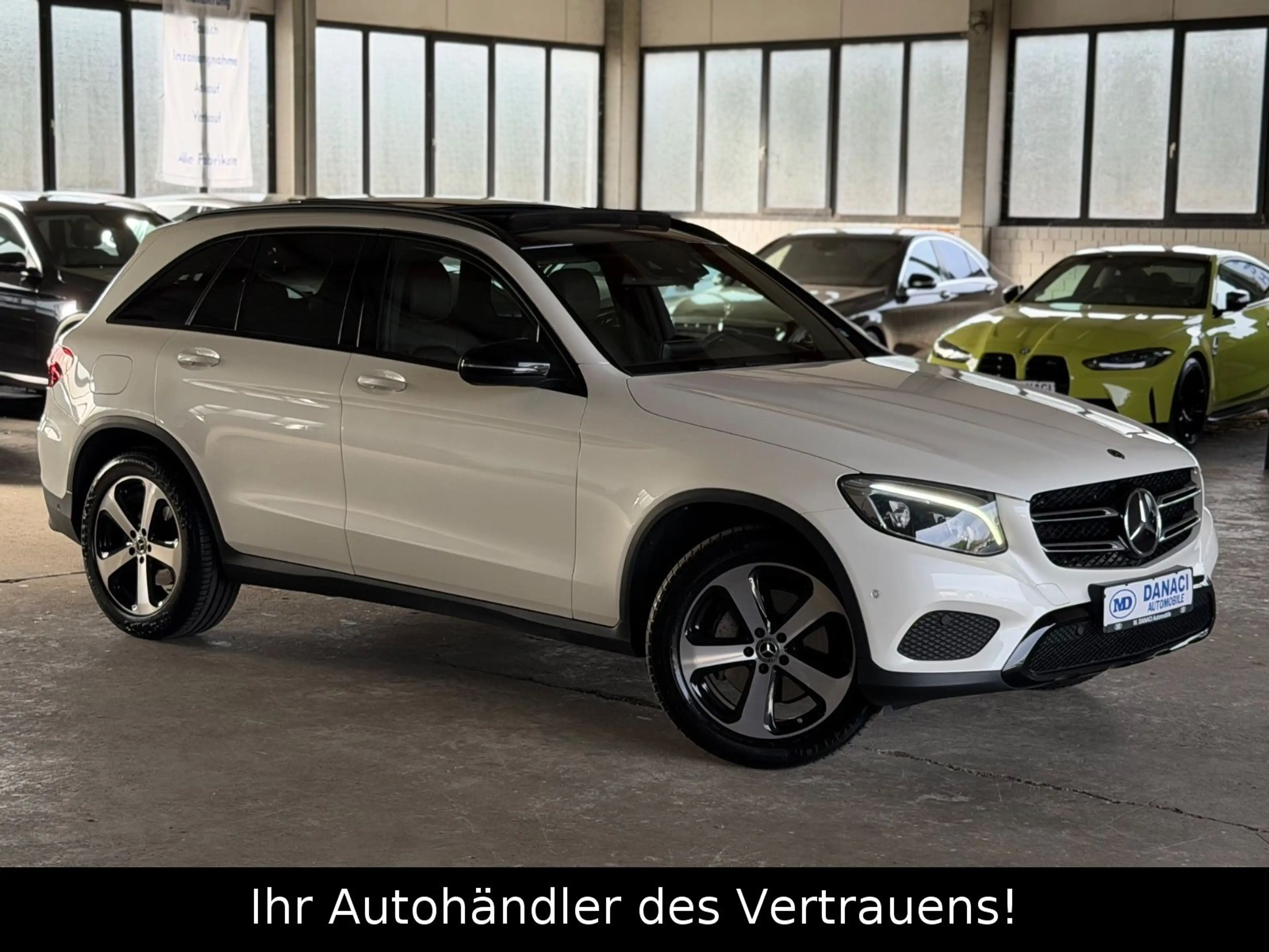Mercedes-Benz GLC 250 d 4Matic EXCLUSIVE Pano*Burmester*Distron