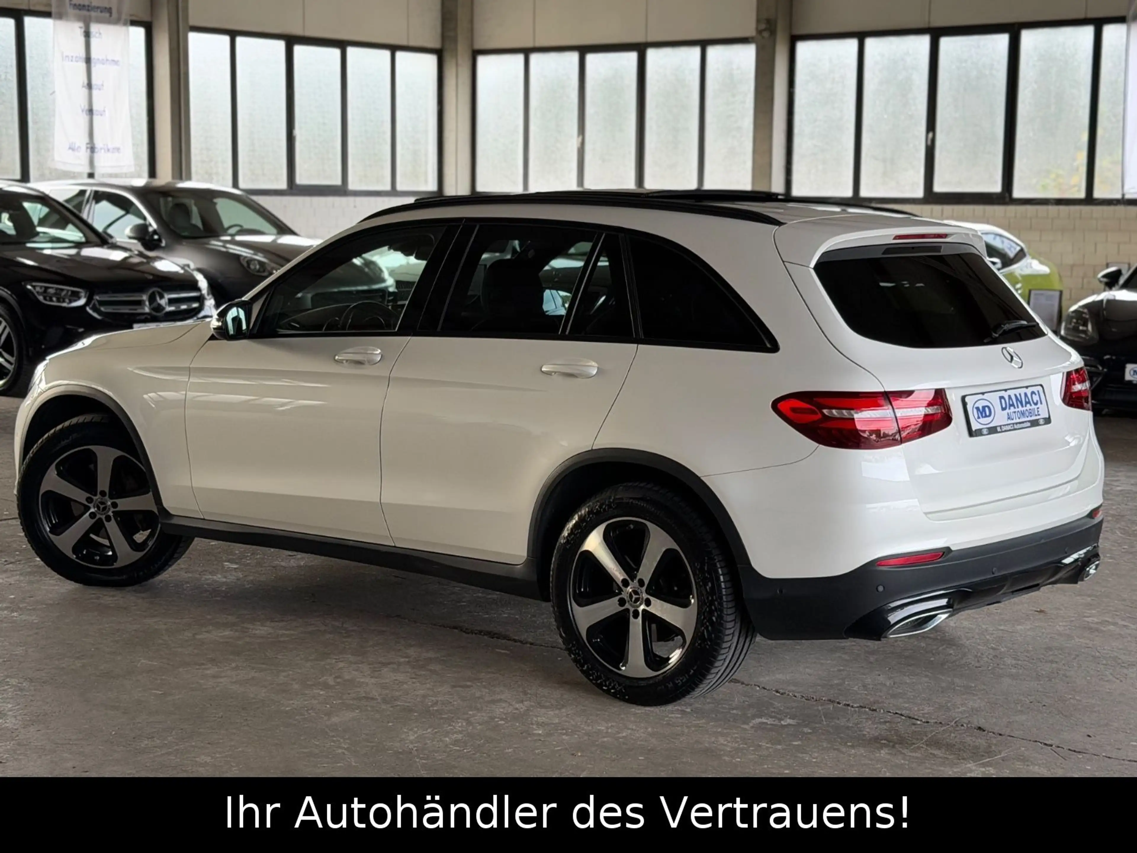 Mercedes-Benz GLC 250 d 4Matic EXCLUSIVE Pano*Burmester*Distron — photo 4